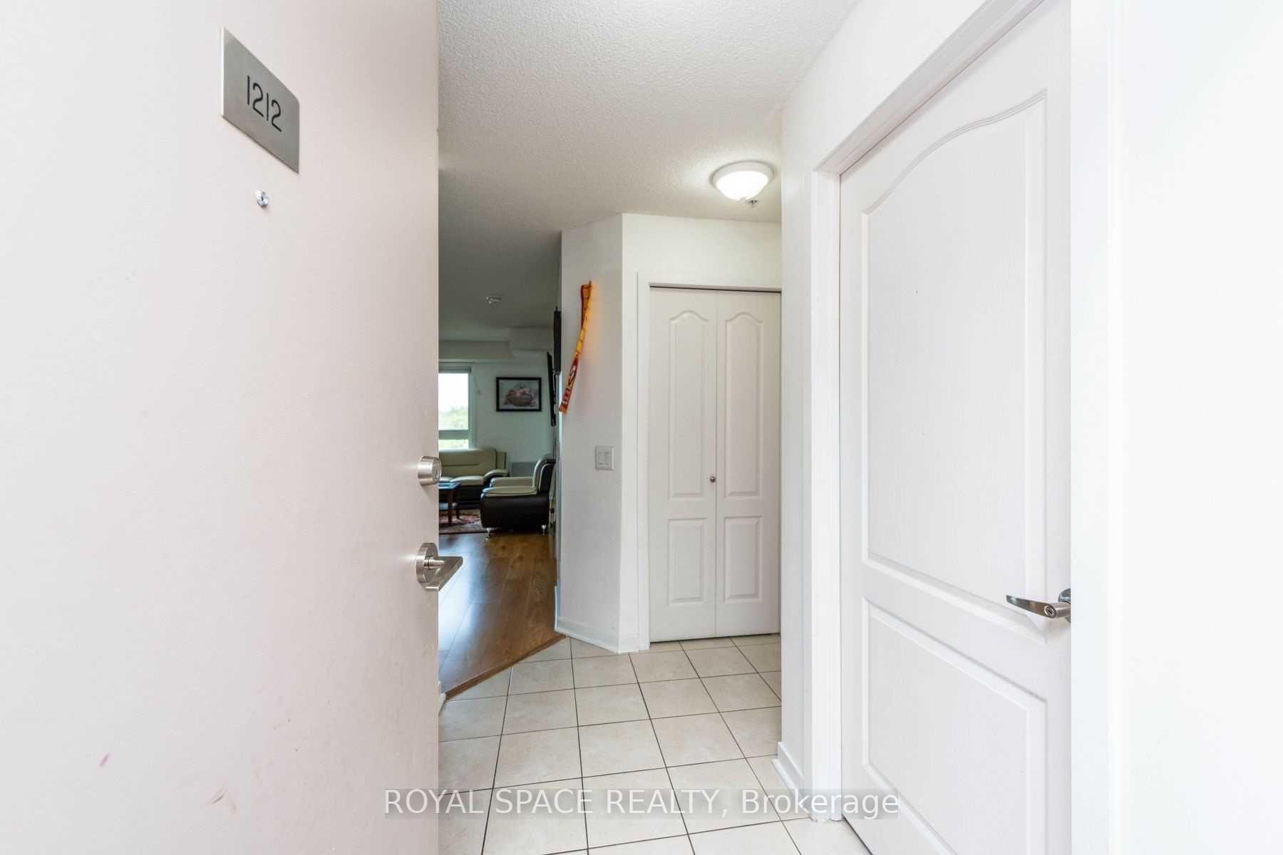 Photo 2 of Unit 1212, 8 Dayspring Circle, Brampton, Goreway Drive Corridor — HOMEH