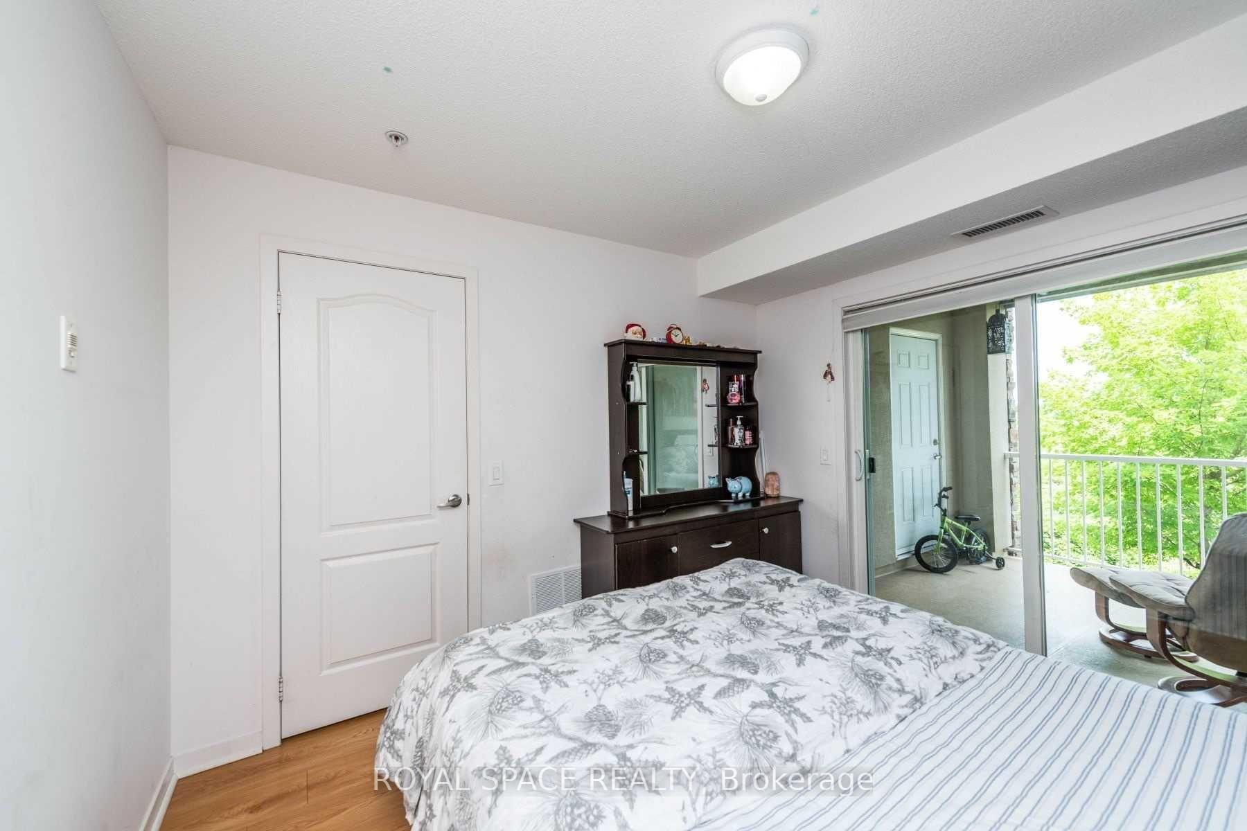 Photo 11 of Unit 1212, 8 Dayspring Circle, Brampton, Goreway Drive Corridor — HOMEH