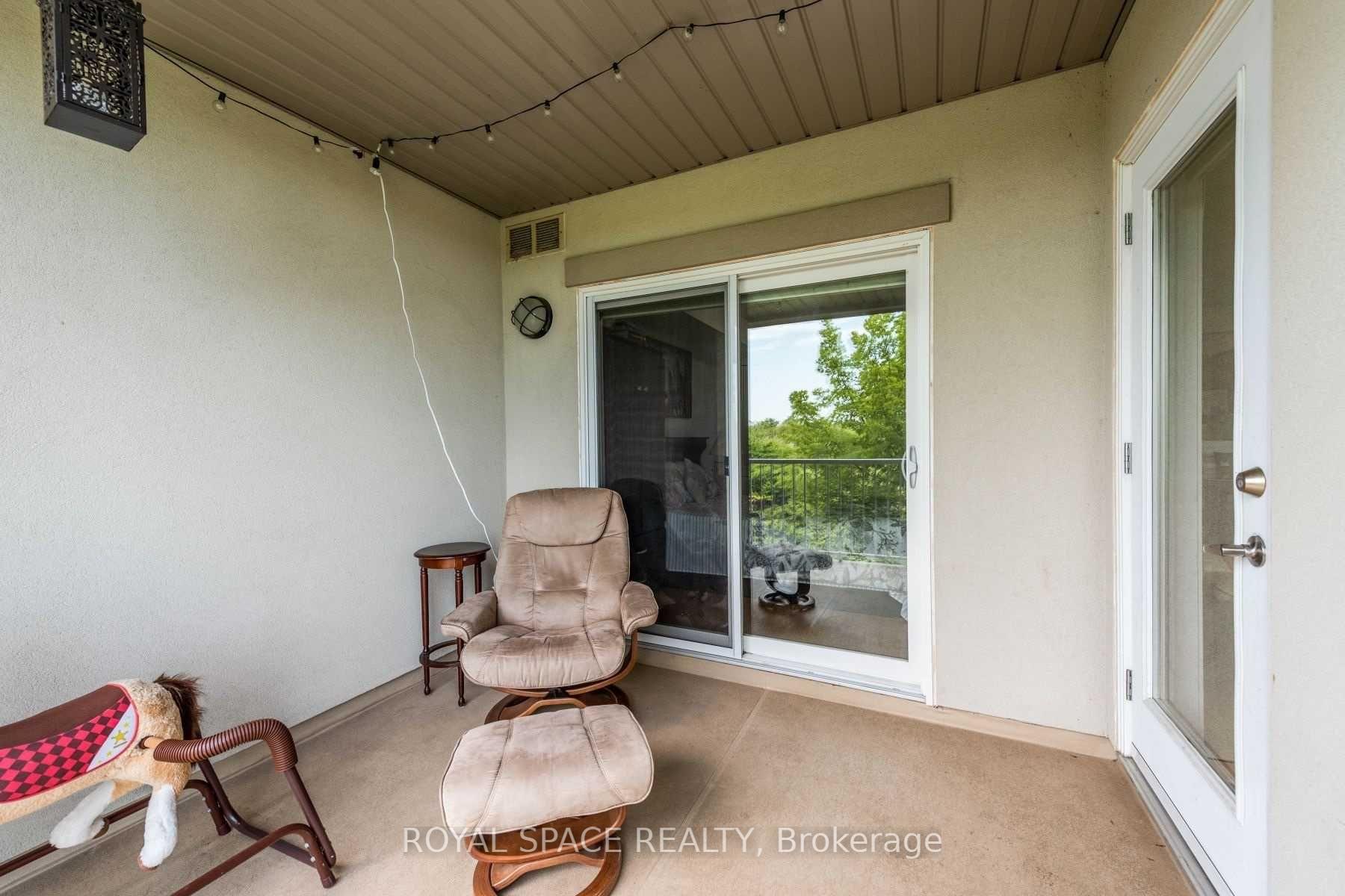 Photo 17 of Unit 1212, 8 Dayspring Circle, Brampton, Goreway Drive Corridor — HOMEH