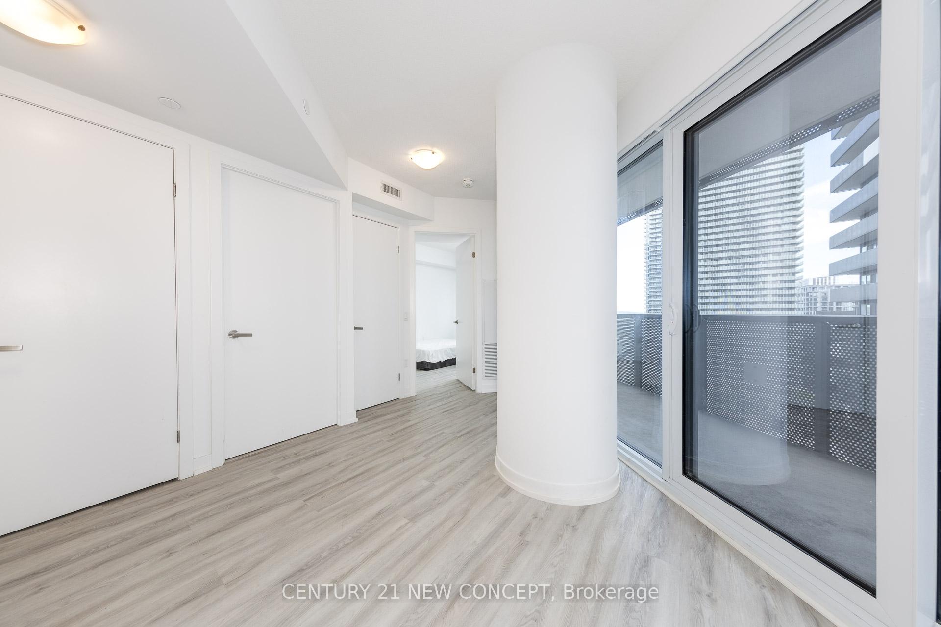 Photo 11 of Unit 1808, 55 Cooper Street, Toronto, Waterfront Communities — HOMEH