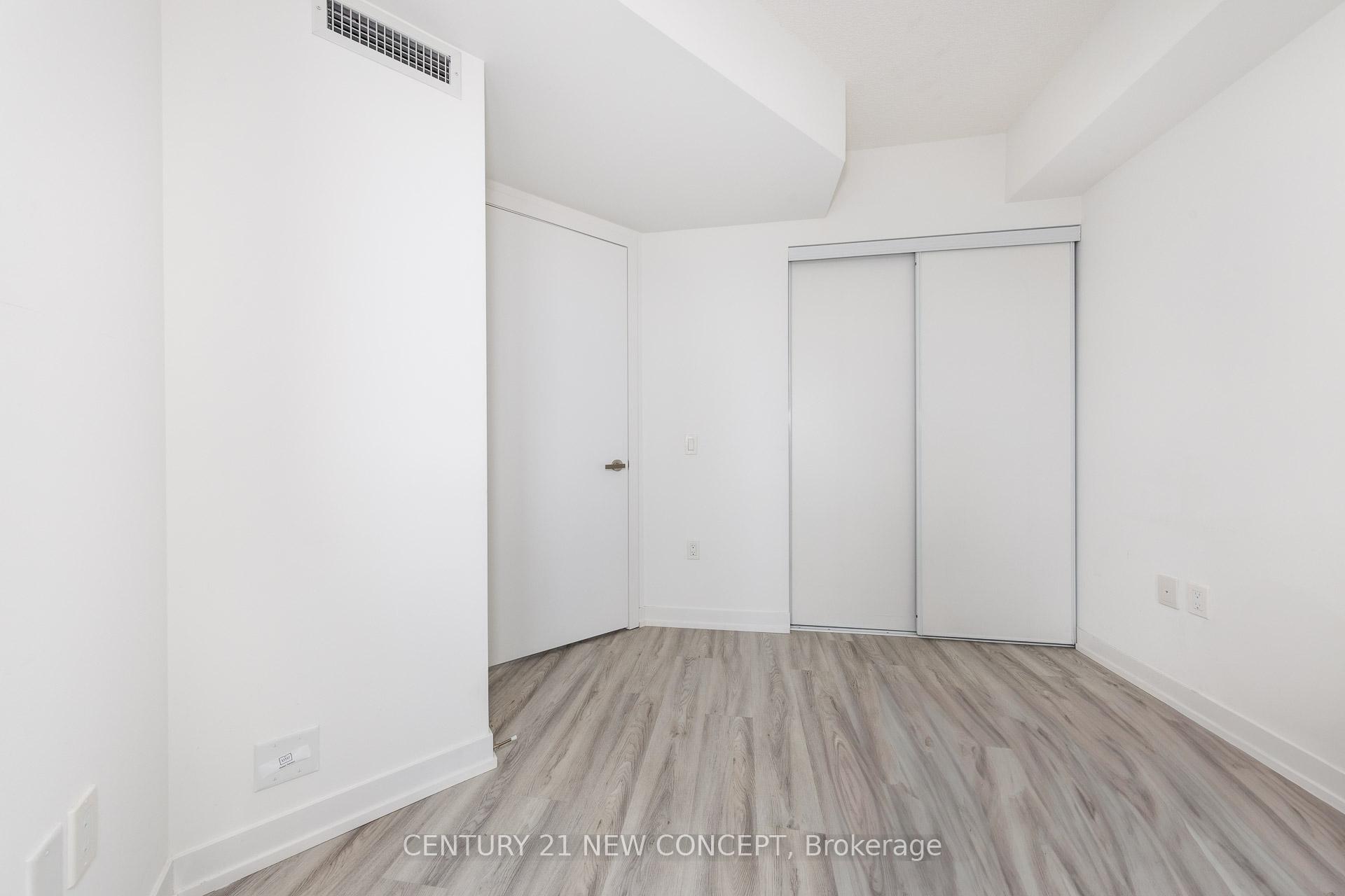 Photo 15 of Unit 1808, 55 Cooper Street, Toronto, Waterfront Communities — HOMEH