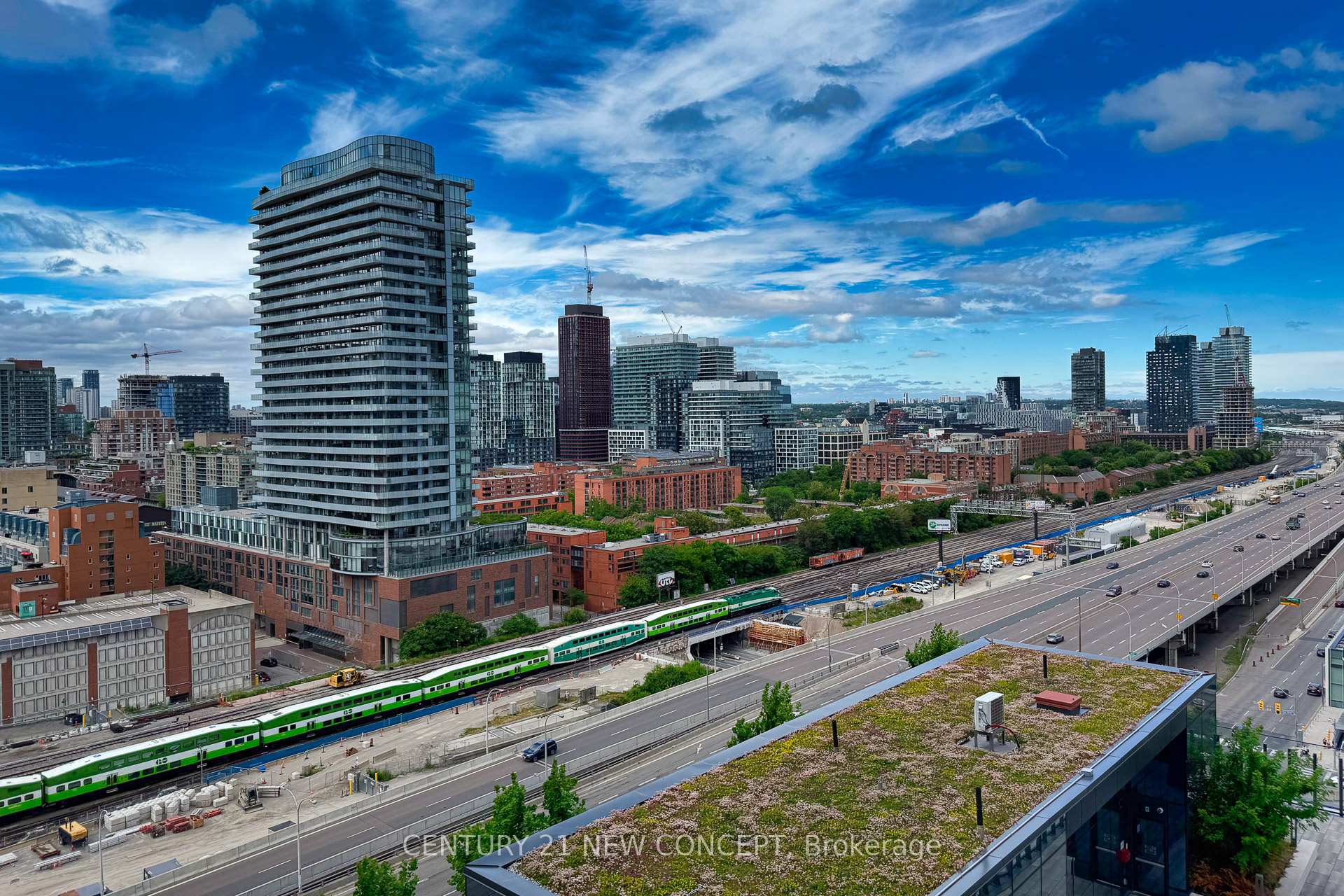 Photo 18 of Unit 1808, 55 Cooper Street, Toronto, Waterfront Communities — HOMEH