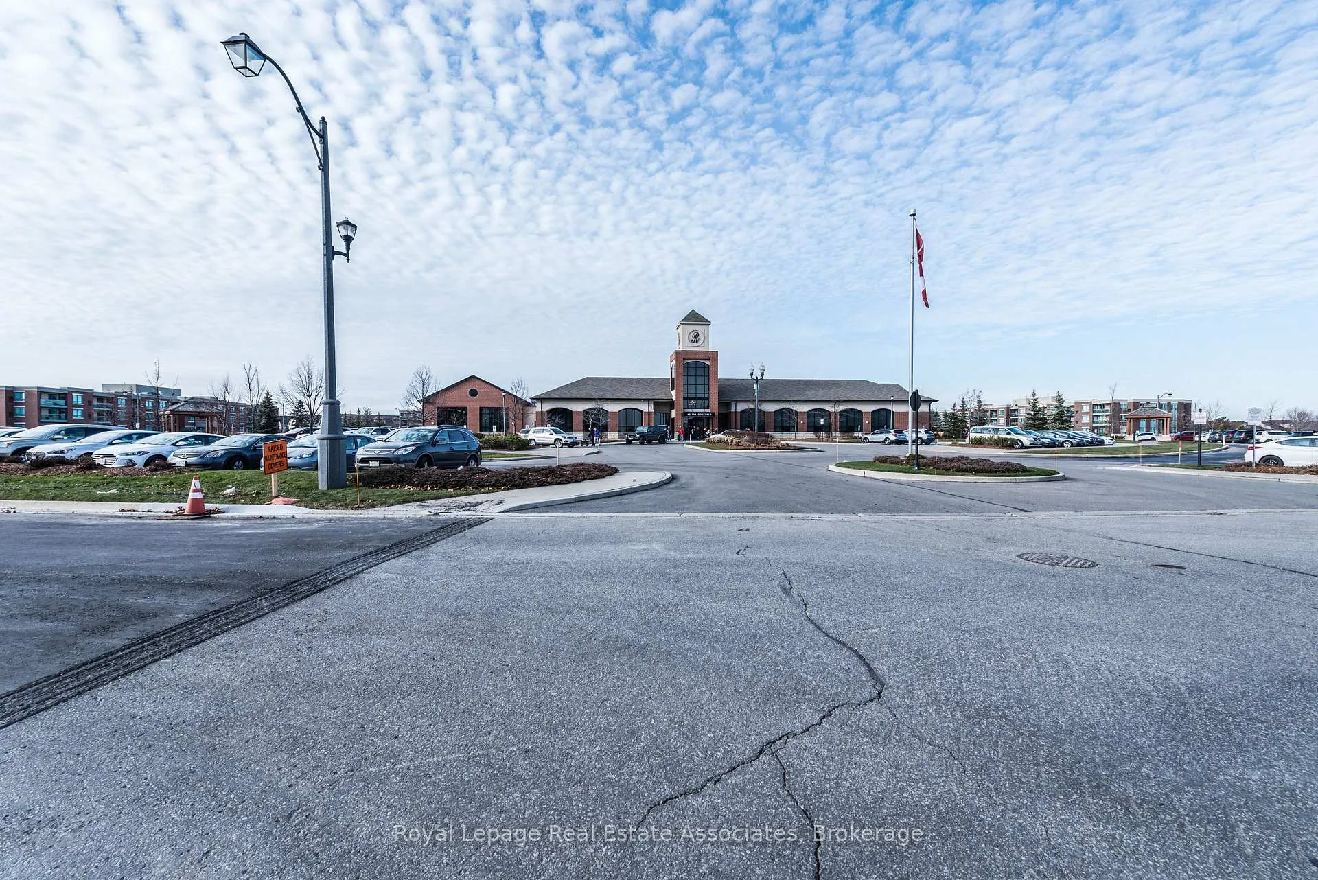 Photo 22 of Unit 304, 40 Via Rosedale Way, Brampton, Sandringham-Wellington — HOMEH