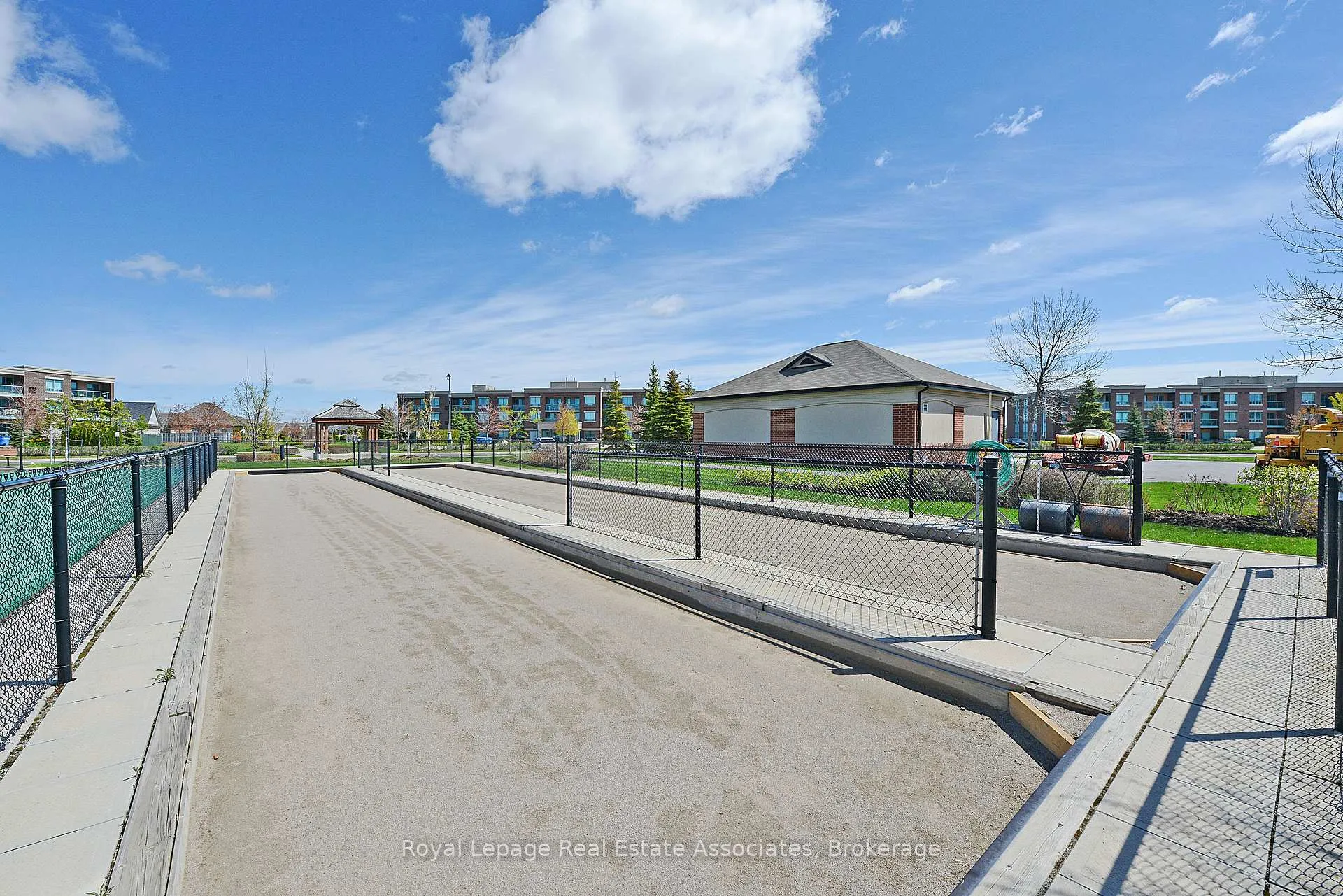 Photo 35 of Unit 304, 40 Via Rosedale Way, Brampton, Sandringham-Wellington — HOMEH