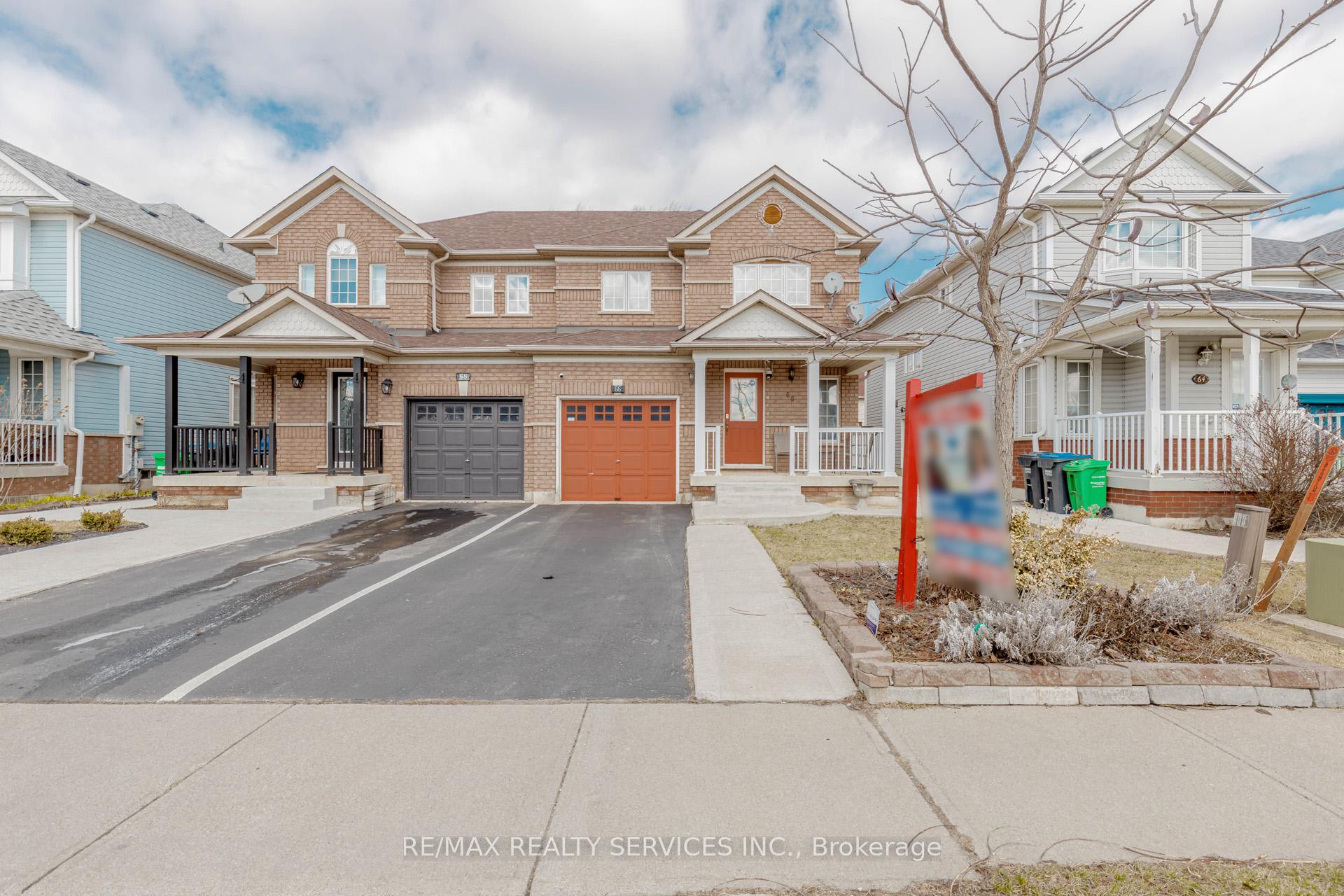 Front of 66 Viceroy Crescent