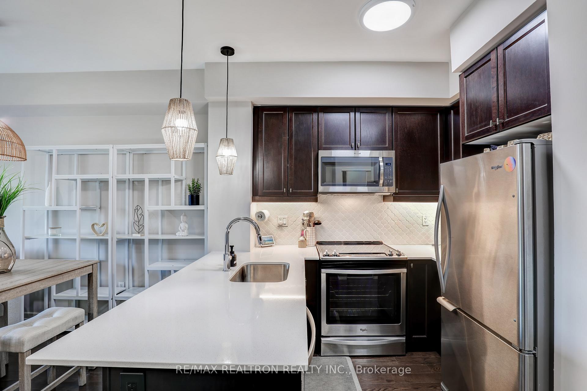 Photo 5 of Unit 126, 555 William Graham Drive, Aurora, Rural Aurora — HOMEH