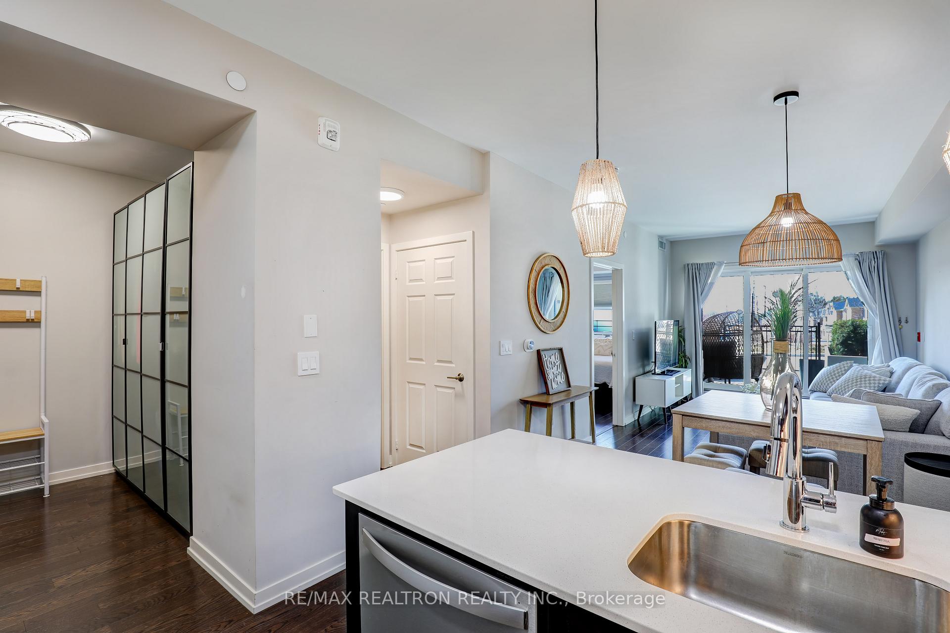 Photo 7 of Unit 126, 555 William Graham Drive, Aurora, Rural Aurora — HOMEH