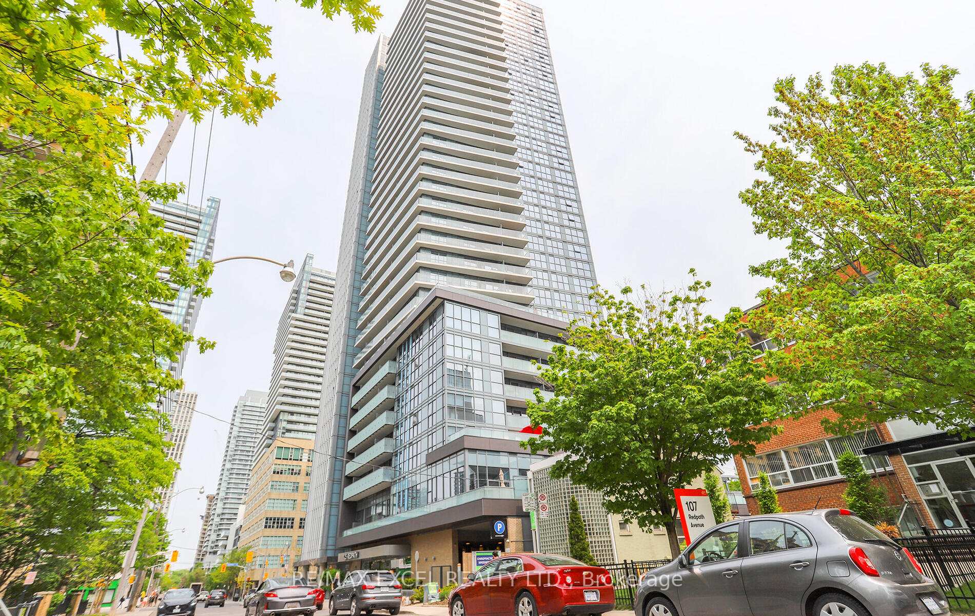 Front of Unit 2508, 125 Redpath Avenue