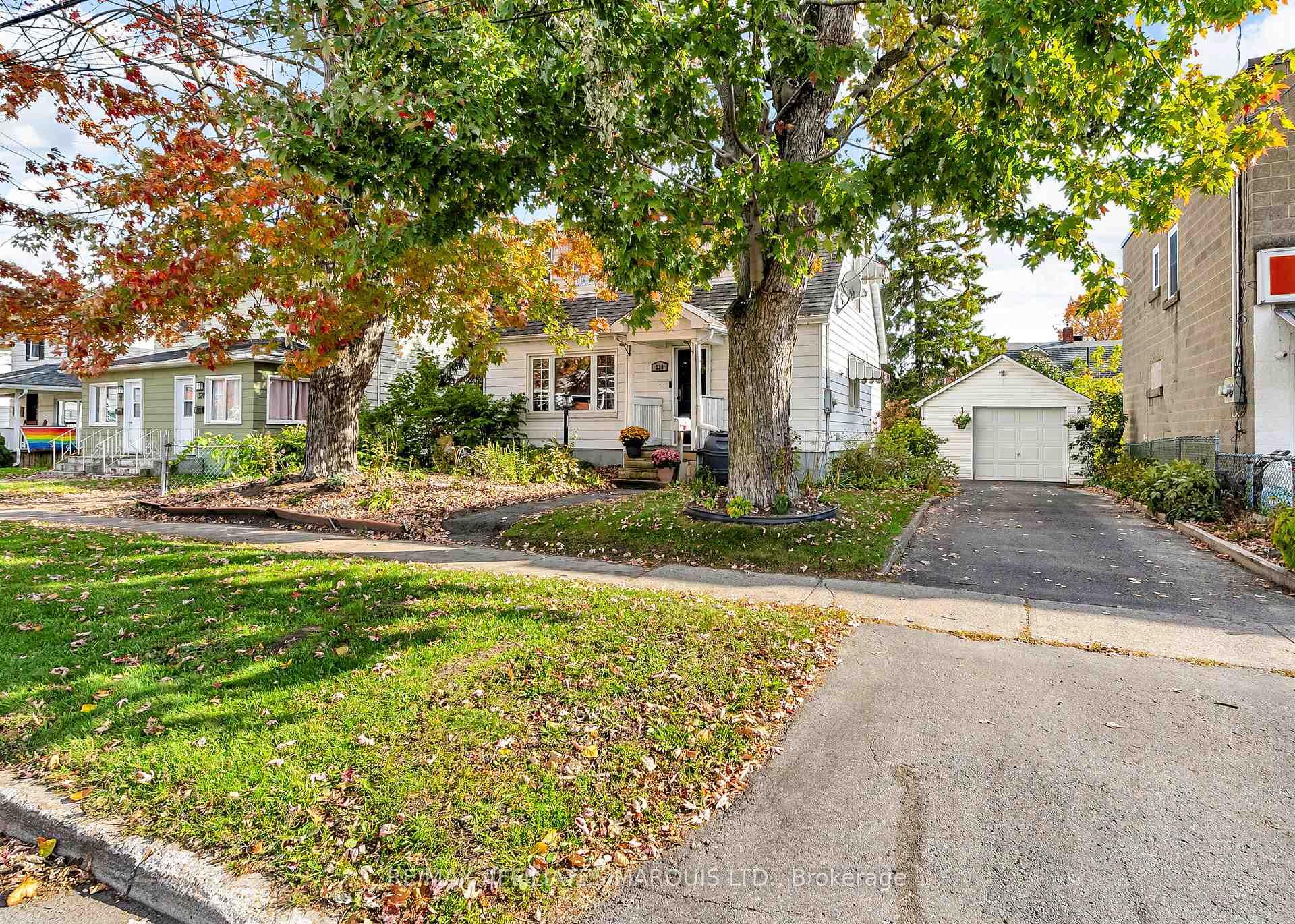 Photo 3 of 330 Fourth Street W, Cornwall — HOMEH