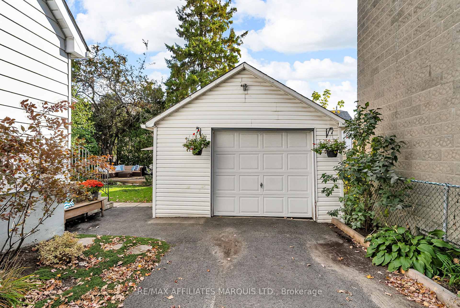 Photo 28 of 330 Fourth Street W, Cornwall — HOMEH