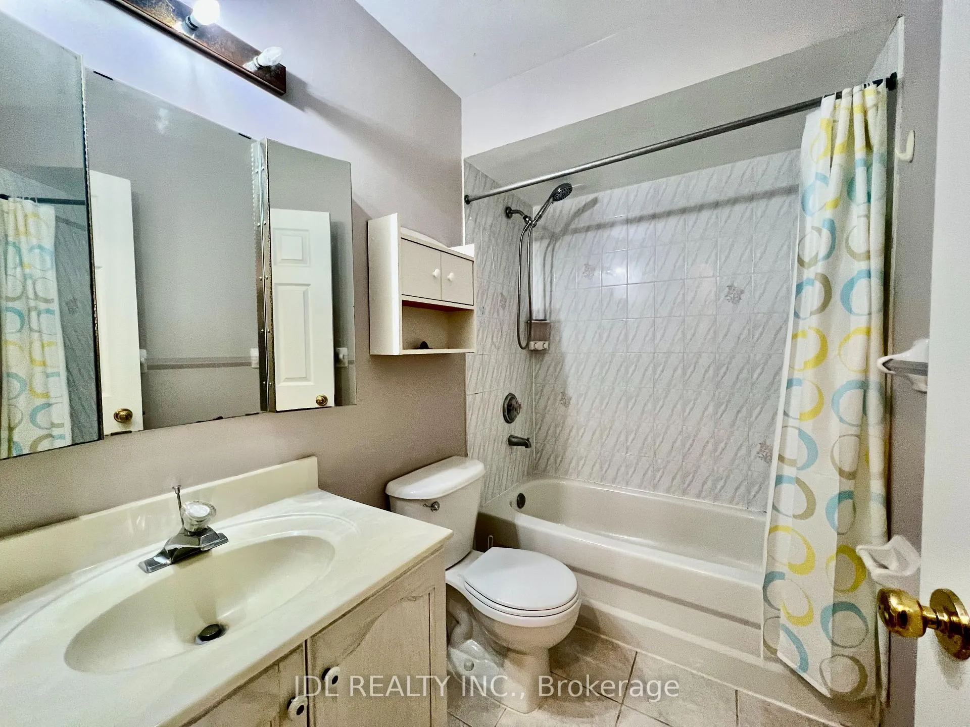 Photo 15 of Unit 26, 10 Cox Boulevard, Markham, Unionville — HOMEH