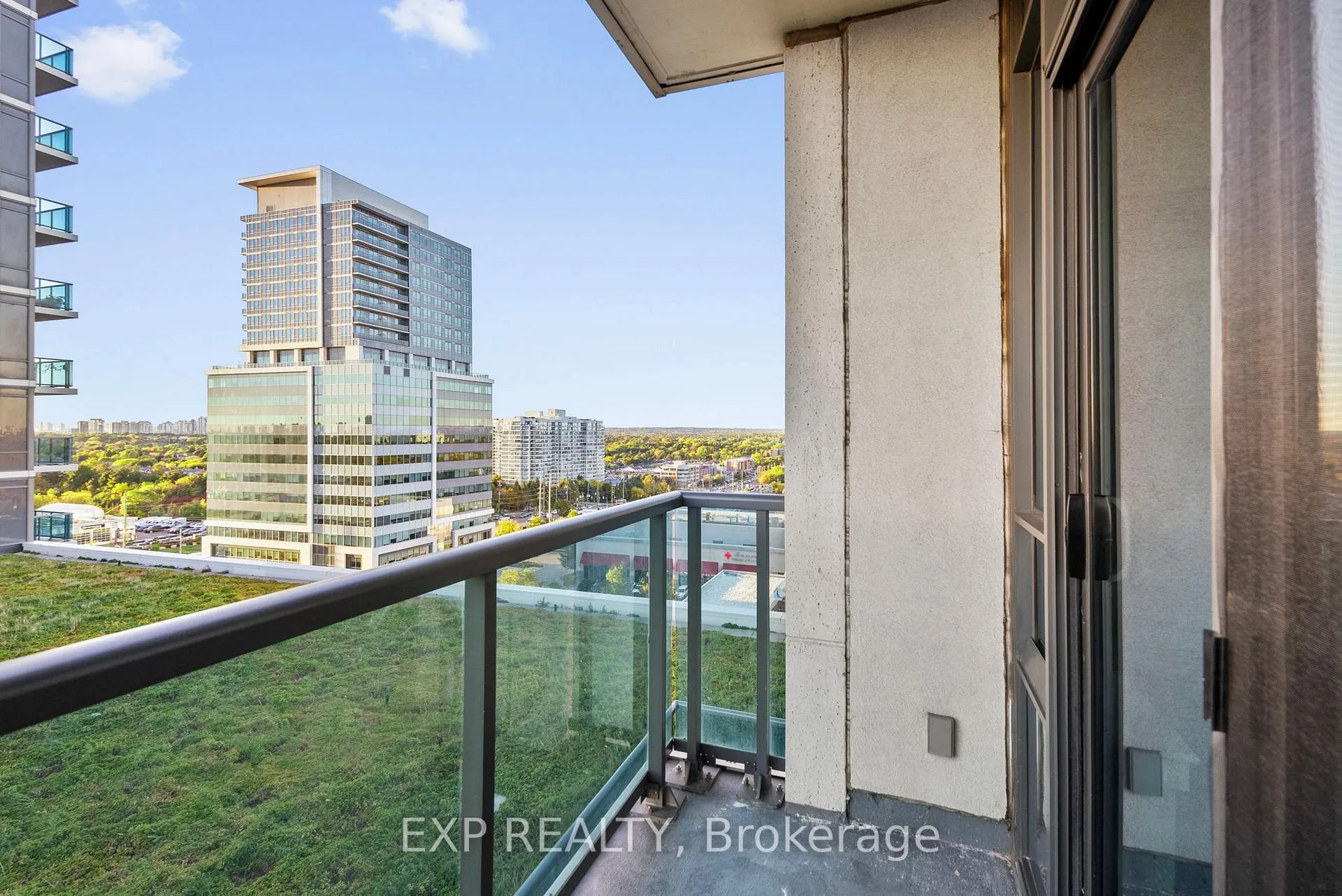 Photo 21 of Unit 1011, 7167 Yonge Street, Markham, Grandview — HOMEH