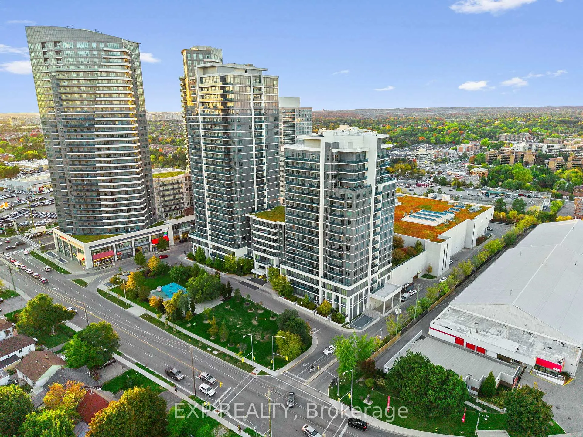 Photo 30 of Unit 1011, 7167 Yonge Street, Markham, Grandview — HOMEH