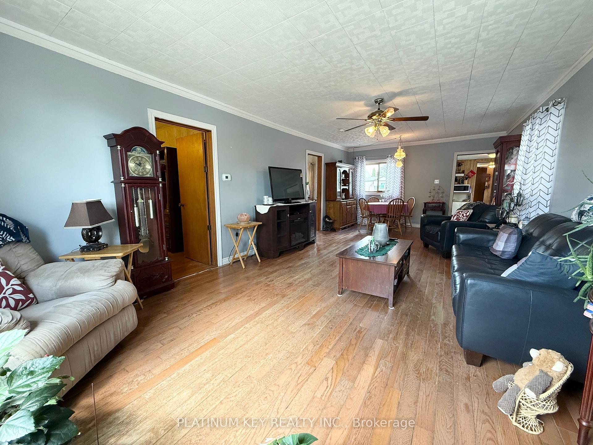 Photo 11 of 120 Blake Street, Chatham-Kent, Wallaceburg — HOMEH