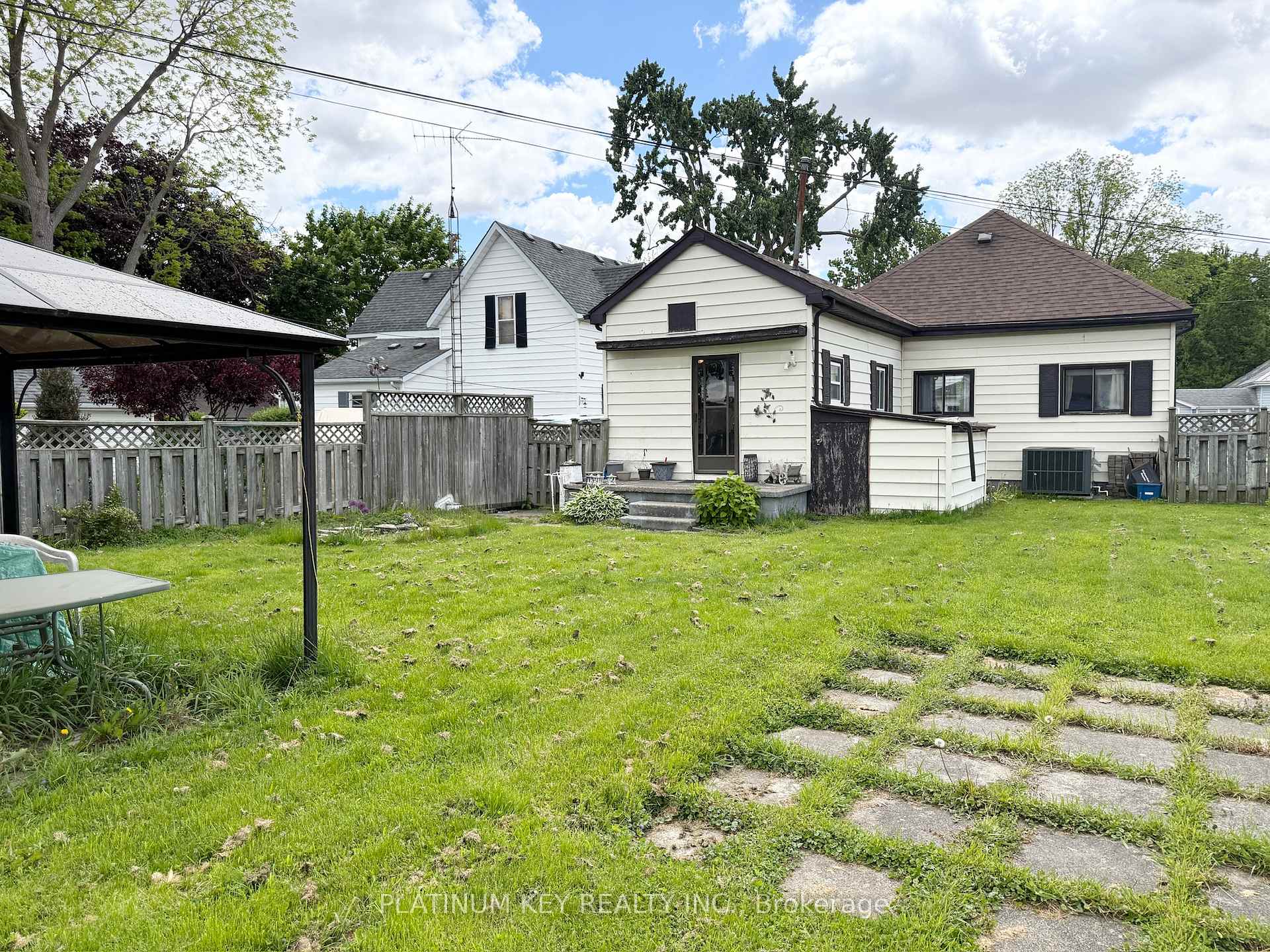 Photo 27 of 120 Blake Street, Chatham-Kent, Wallaceburg — HOMEH