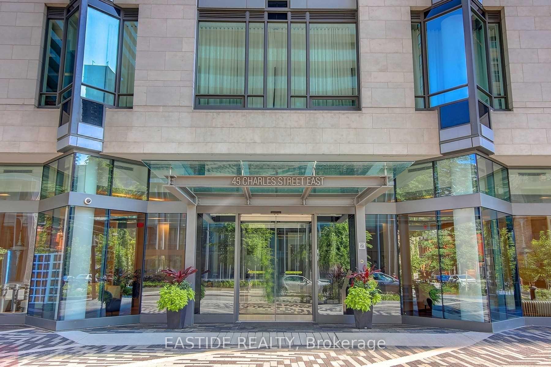 Photo 2 of Unit 3902, 45 Charles Street E, Toronto, Church-Yonge Corridor — HOMEH