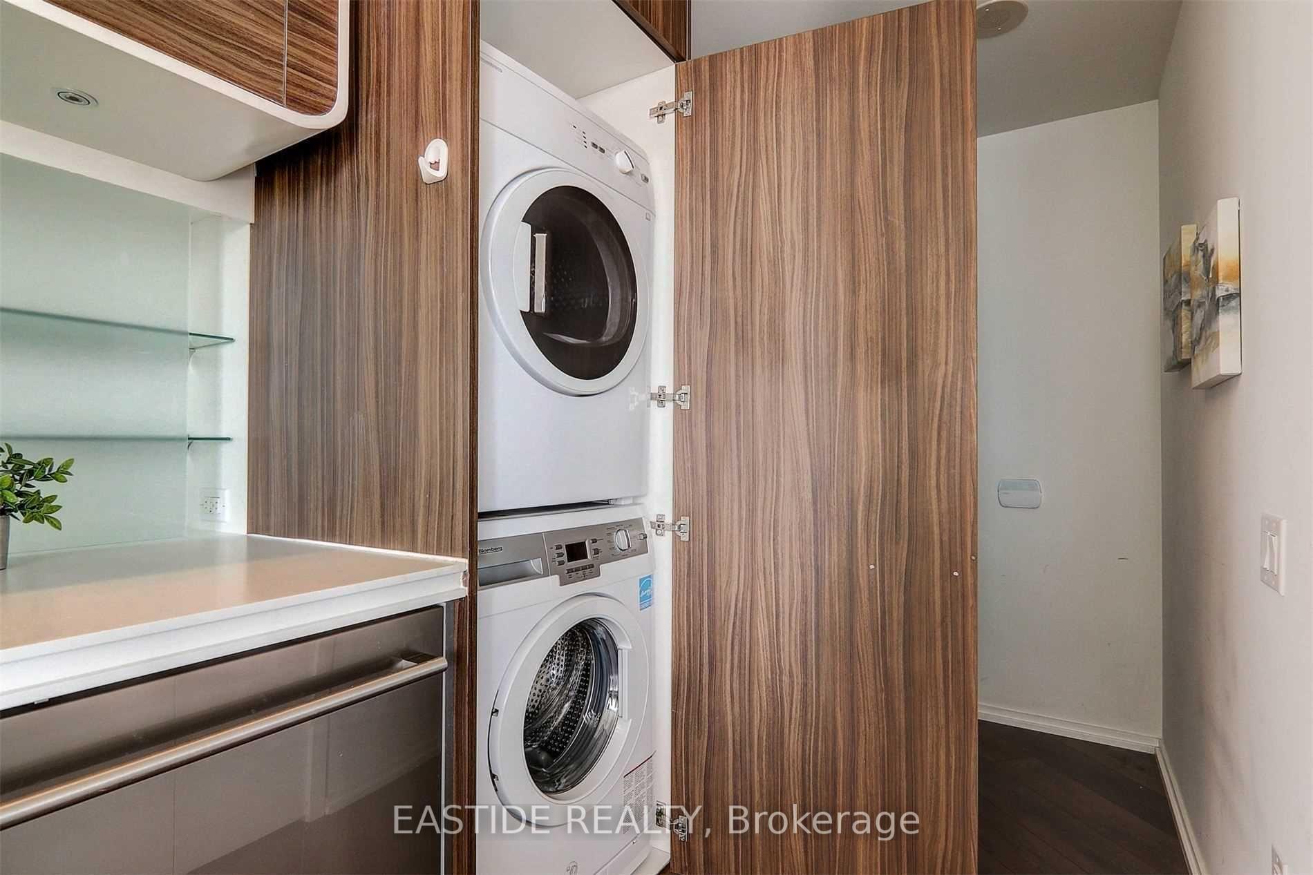 Photo 9 of Unit 3902, 45 Charles Street E, Toronto, Church-Yonge Corridor — HOMEH