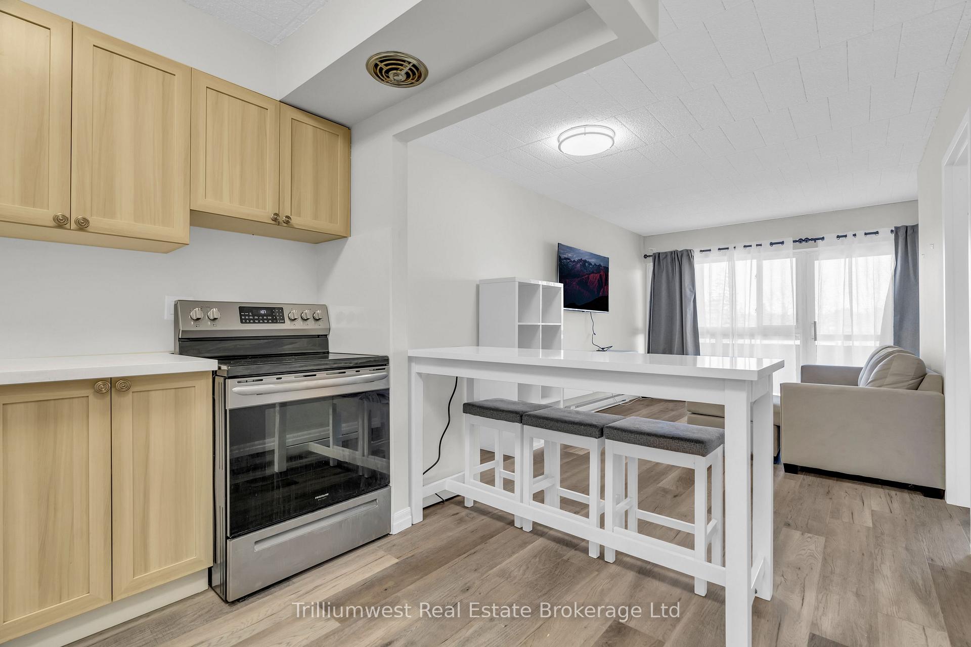 Front of Unit 507, 91 Conroy Crescent