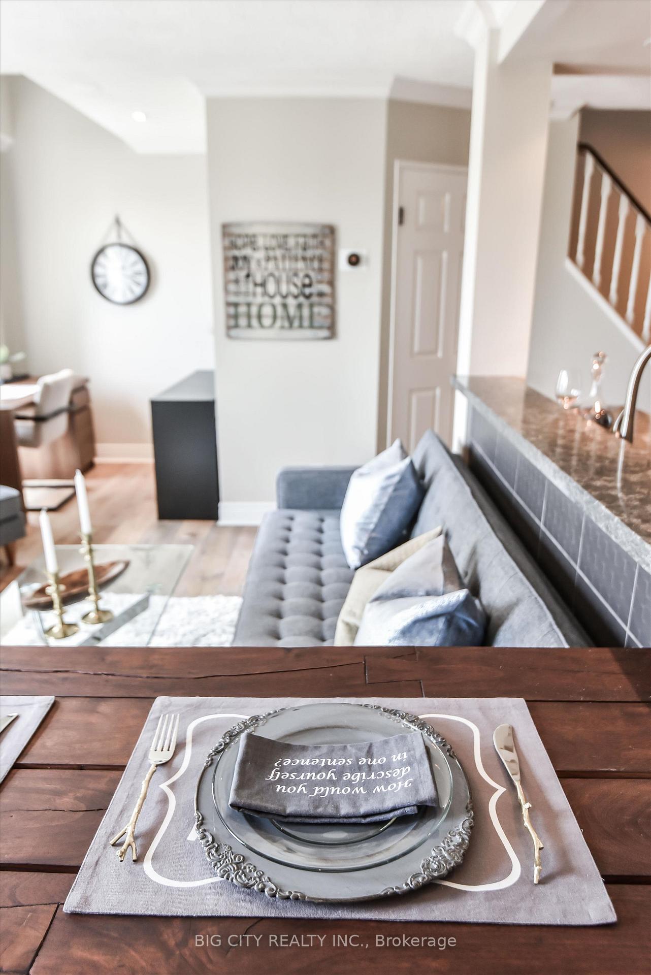 Photo 12 of Unit 808, 80 Charles Street E, Toronto, Church-Yonge Corridor — HOMEH