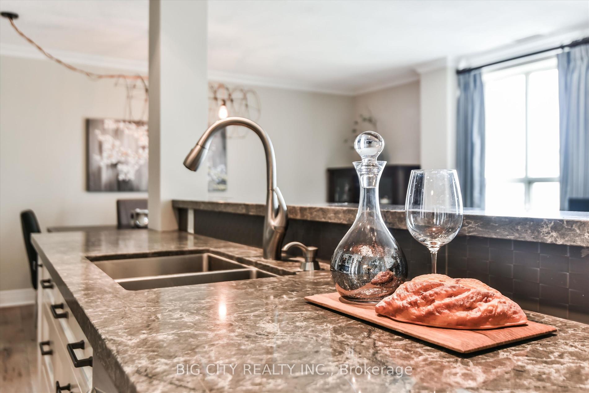Photo 24 of Unit 808, 80 Charles Street E, Toronto, Church-Yonge Corridor — HOMEH