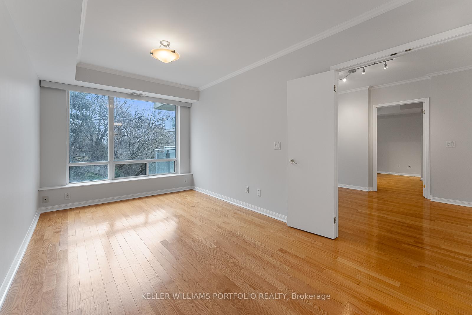 Photo 22 of Unit 410, 1801 Bayview Avenue, Toronto, Leaside — HOMEH