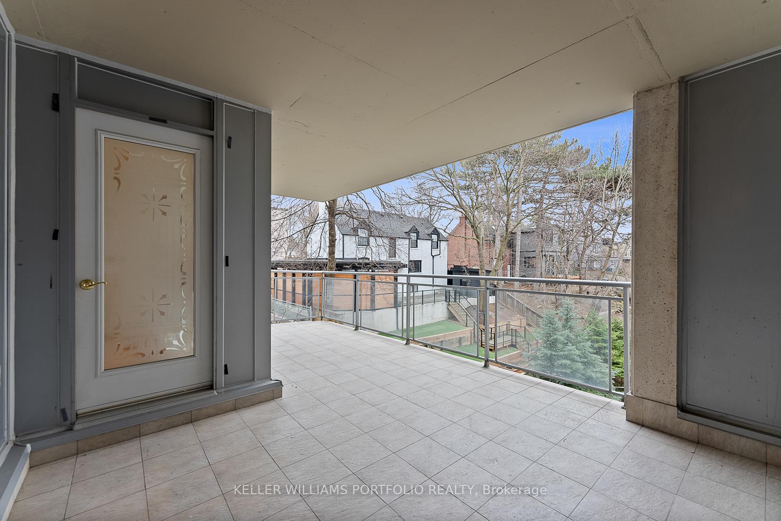 Photo 39 of Unit 410, 1801 Bayview Avenue, Toronto, Leaside — HOMEH