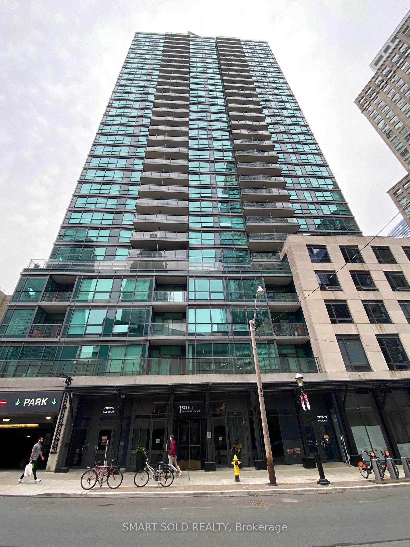 Photo 2 of Unit 1908, 1 Scott Street, Toronto, Waterfront Communities — HOMEH