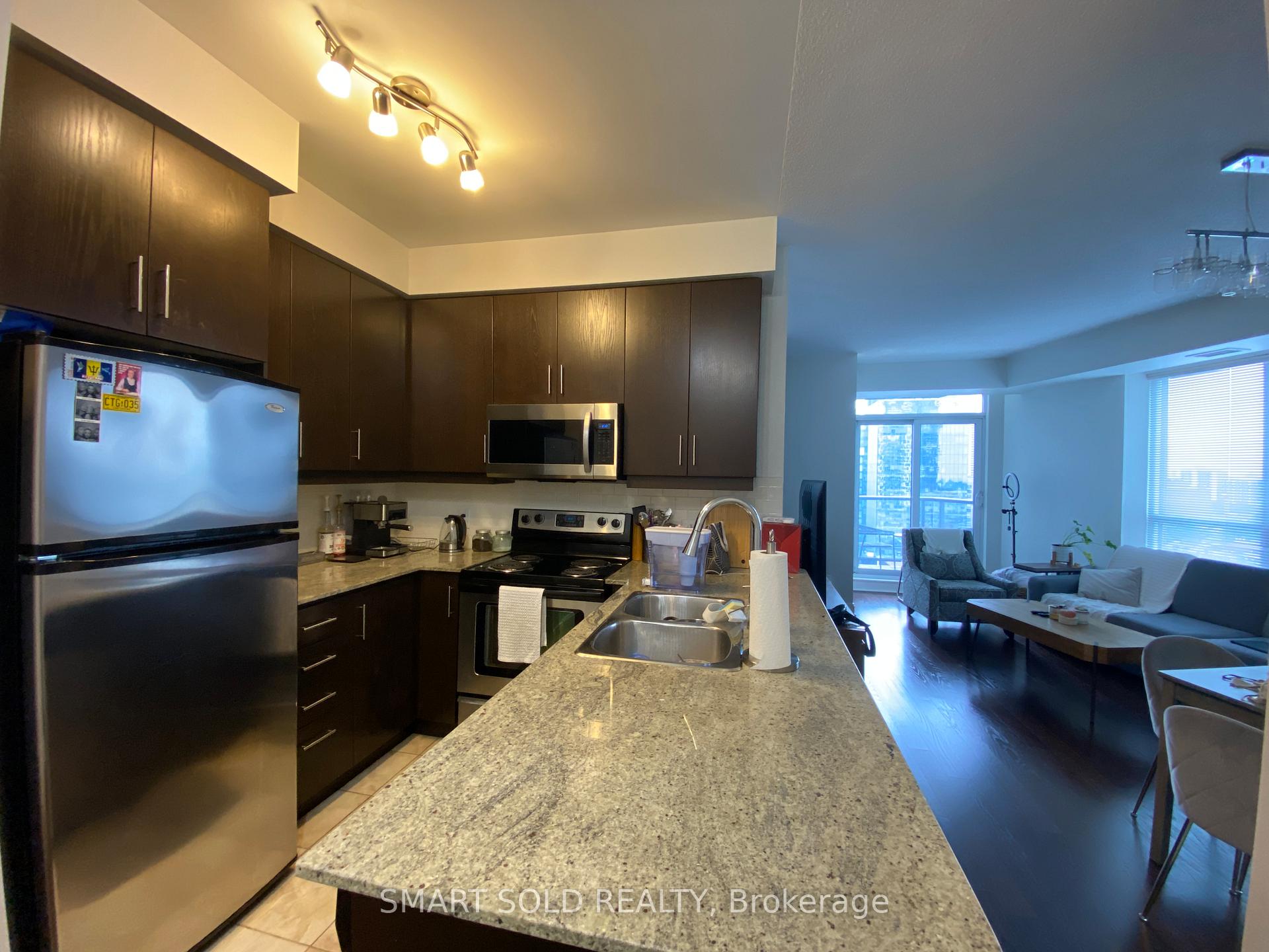 Photo 4 of Unit 1908, 1 Scott Street, Toronto, Waterfront Communities — HOMEH