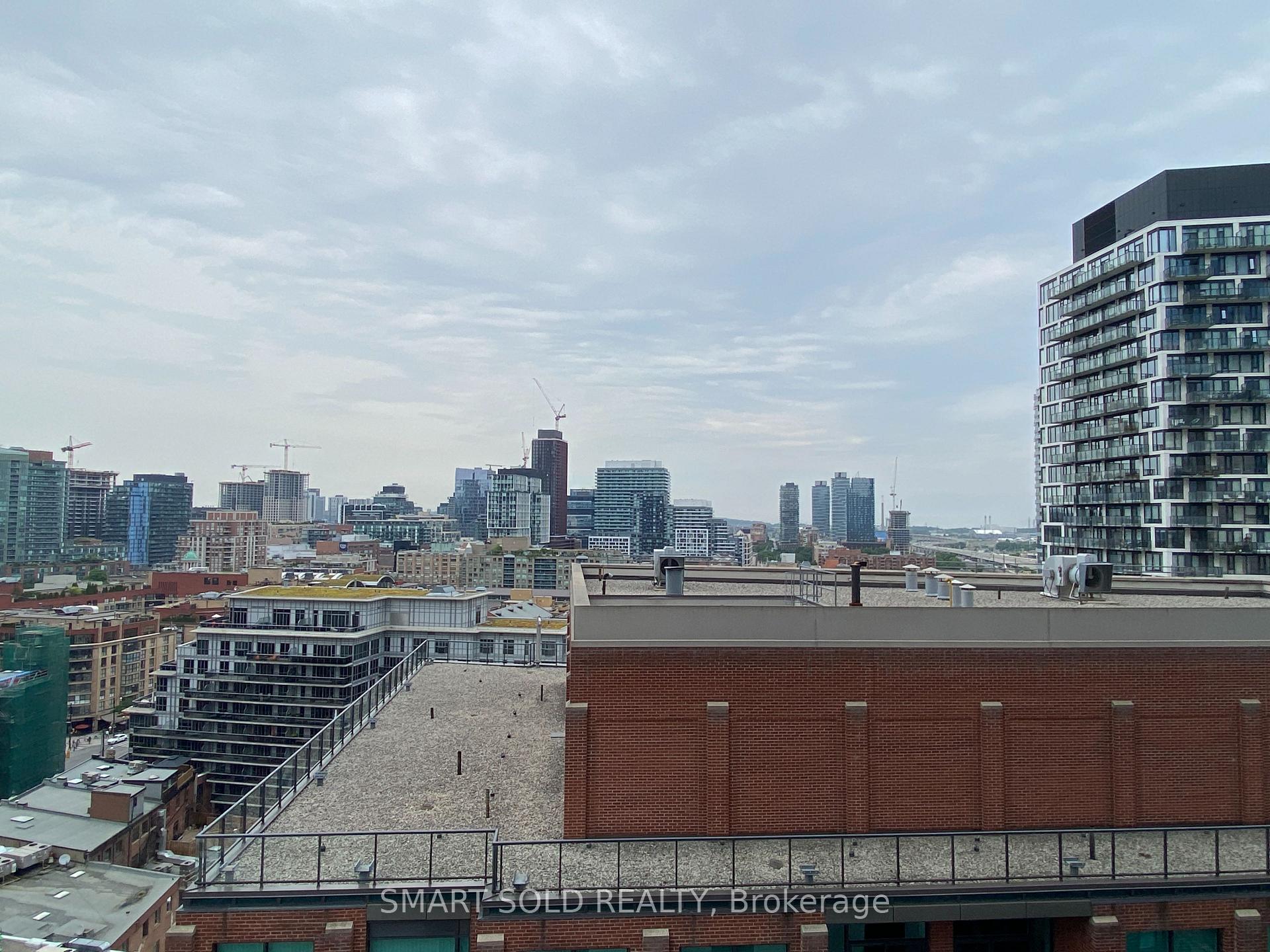 Photo 17 of Unit 1908, 1 Scott Street, Toronto, Waterfront Communities — HOMEH