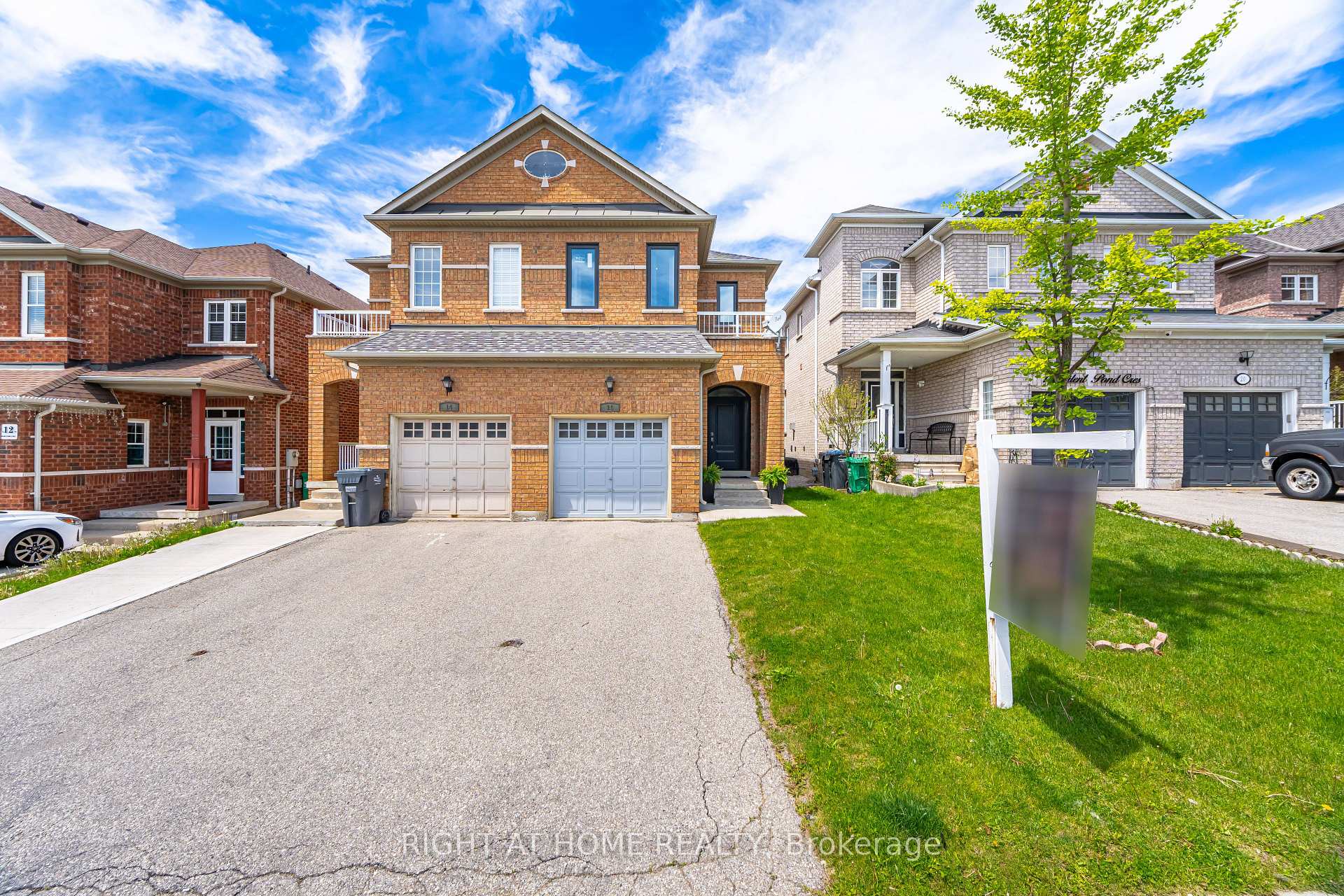 Front of 16 Silent Pond Crescent