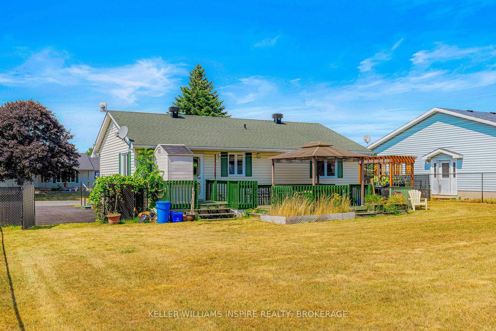 Photo 32 of 5327 Maple Street S, Edwardsburgh/Cardinal, Town of Cardinal — HOMEH