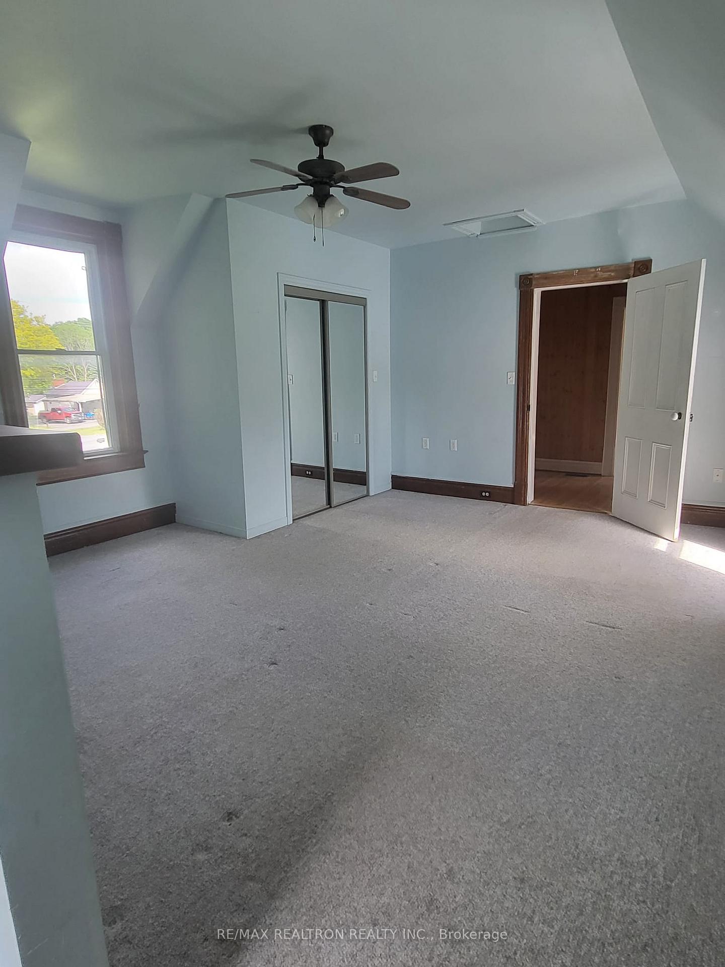 Photo 12 of 293 Ashley Street, Belleville, Thurlow Ward — HOMEH