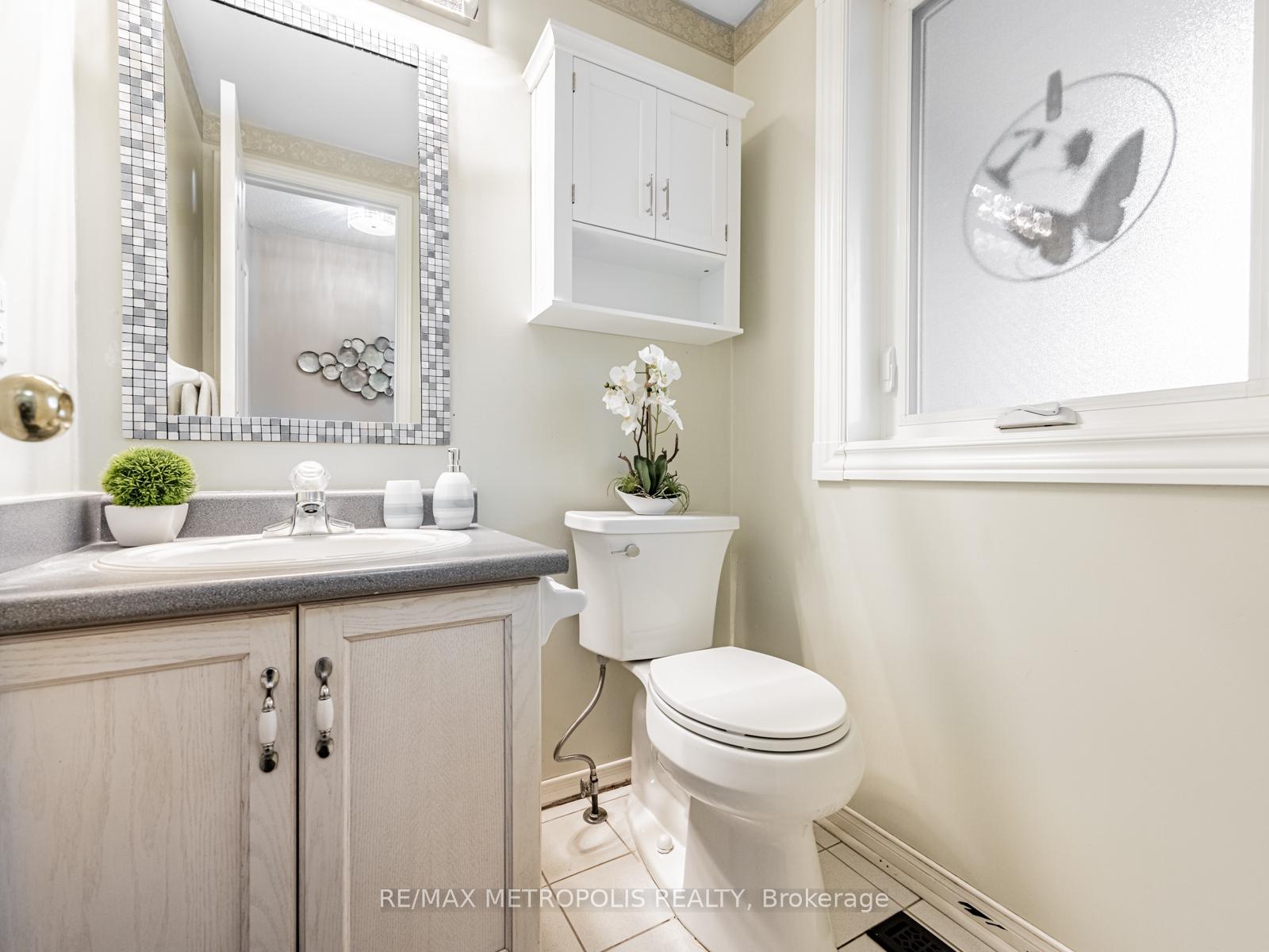 Photo 15 of 23 Torada Court, Brampton, Snelgrove — HOMEH