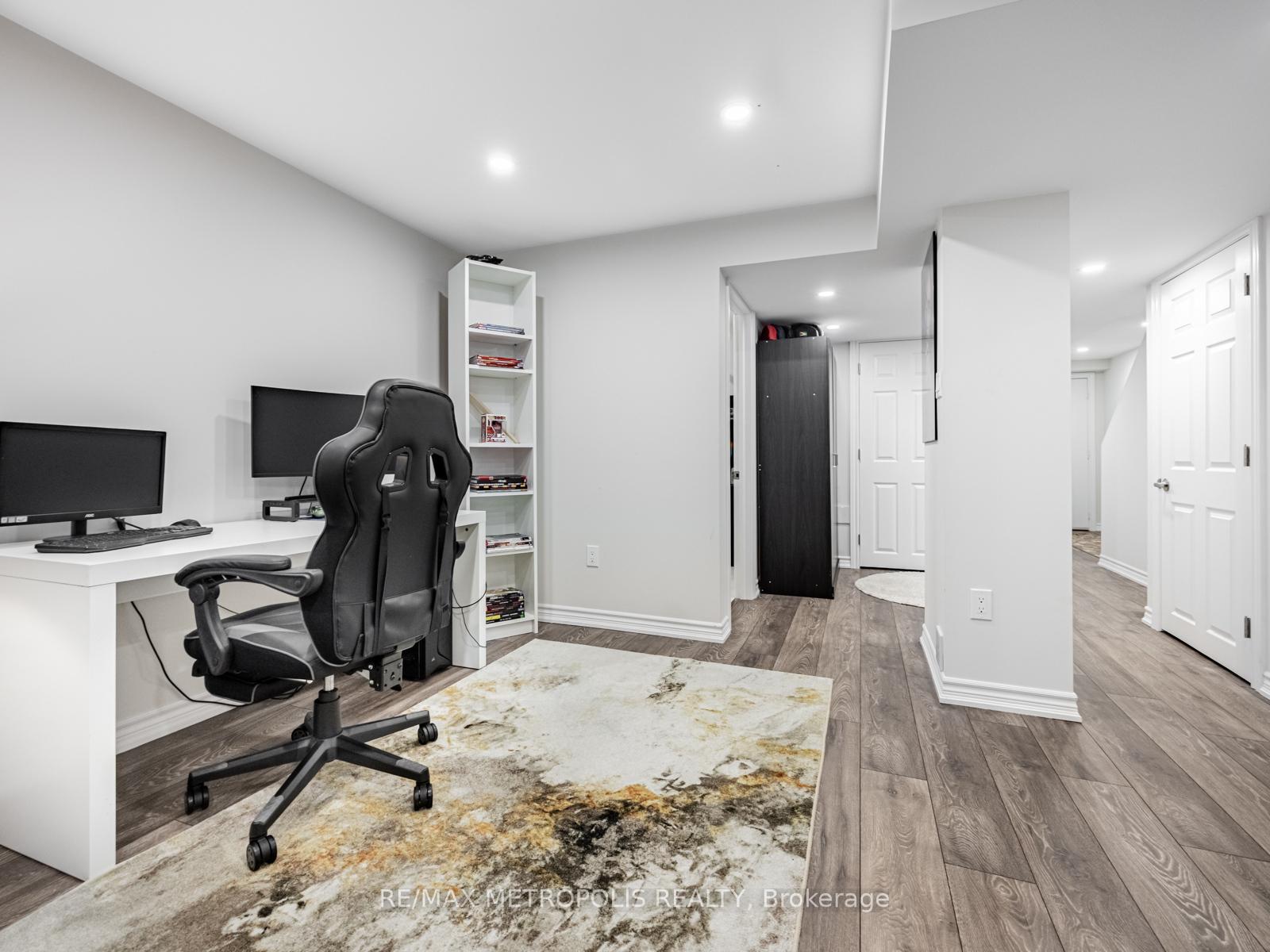Photo 20 of 23 Torada Court, Brampton, Snelgrove — HOMEH