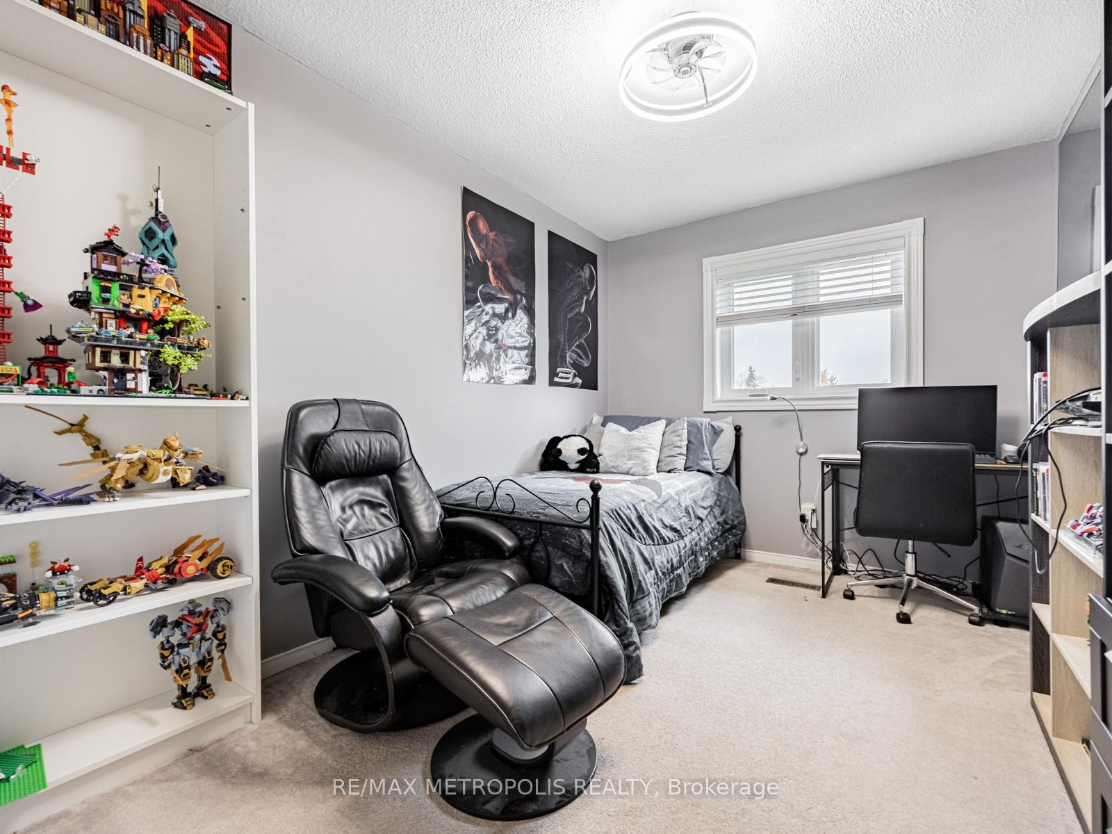 Photo 21 of 23 Torada Court, Brampton, Snelgrove — HOMEH