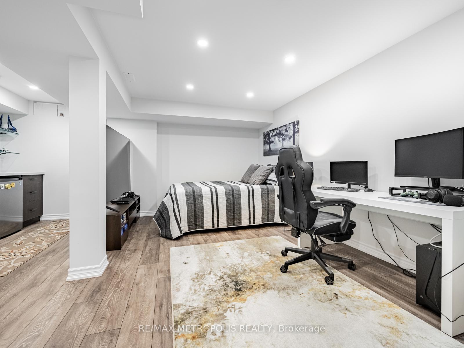 Photo 24 of 23 Torada Court, Brampton, Snelgrove — HOMEH