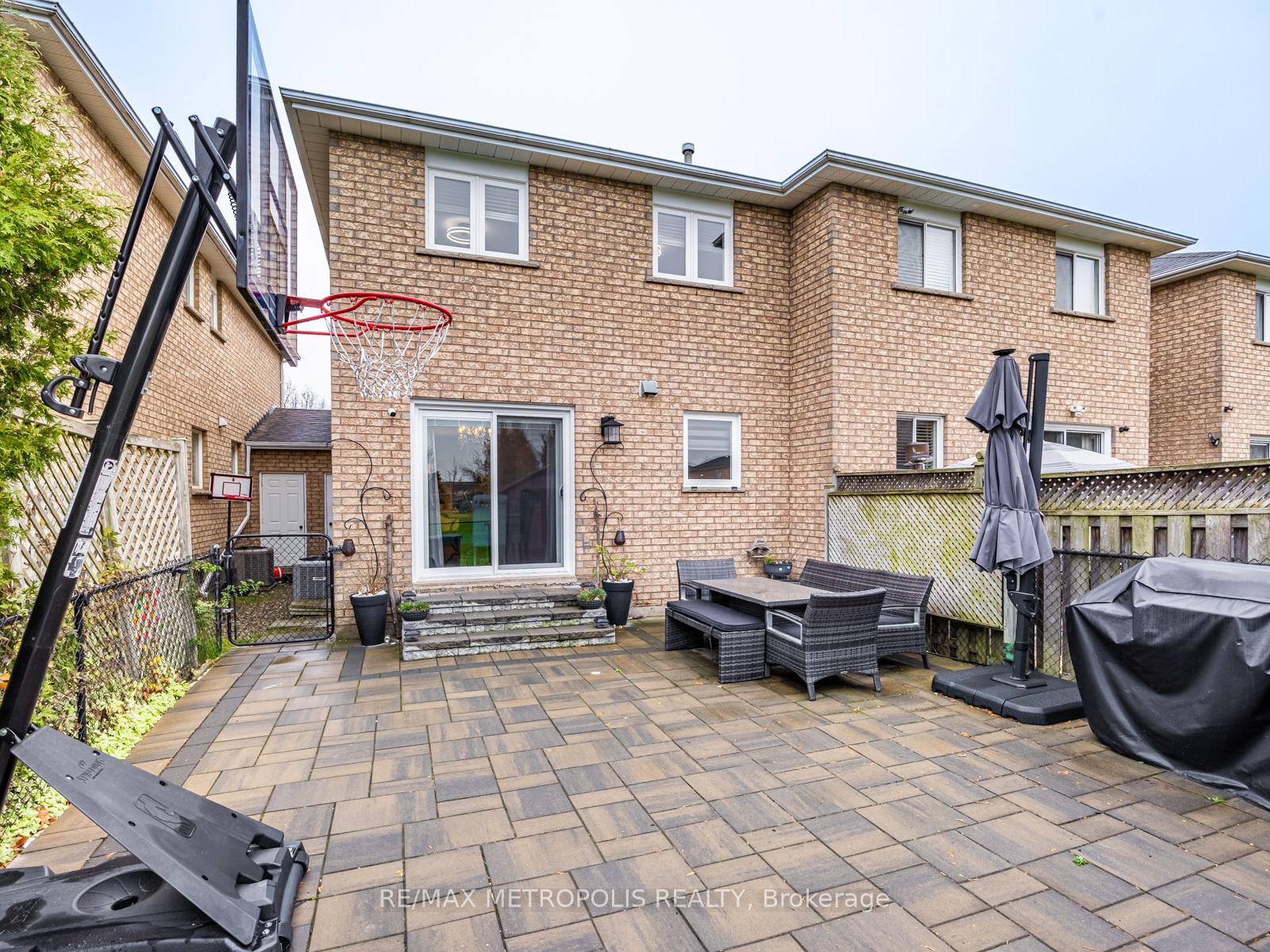 Photo 31 of 23 Torada Court, Brampton, Snelgrove — HOMEH