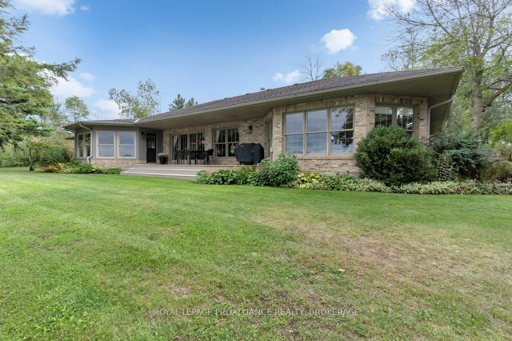 Photo 7 of 873 North Shore Road, Frontenac Islands, The Islands — HOMEH