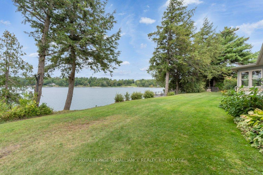 Photo 8 of 873 North Shore Road, Frontenac Islands, The Islands — HOMEH