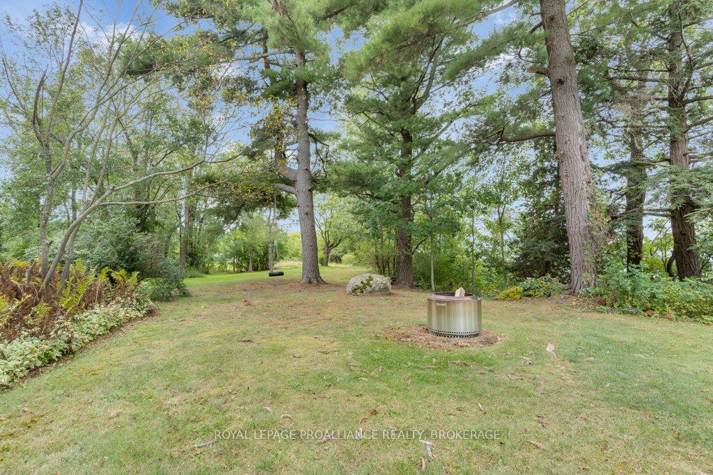 Photo 10 of 873 North Shore Road, Frontenac Islands, The Islands — HOMEH