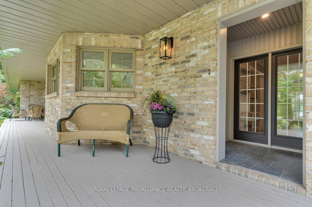 Photo 12 of 873 North Shore Road, Frontenac Islands, The Islands — HOMEH