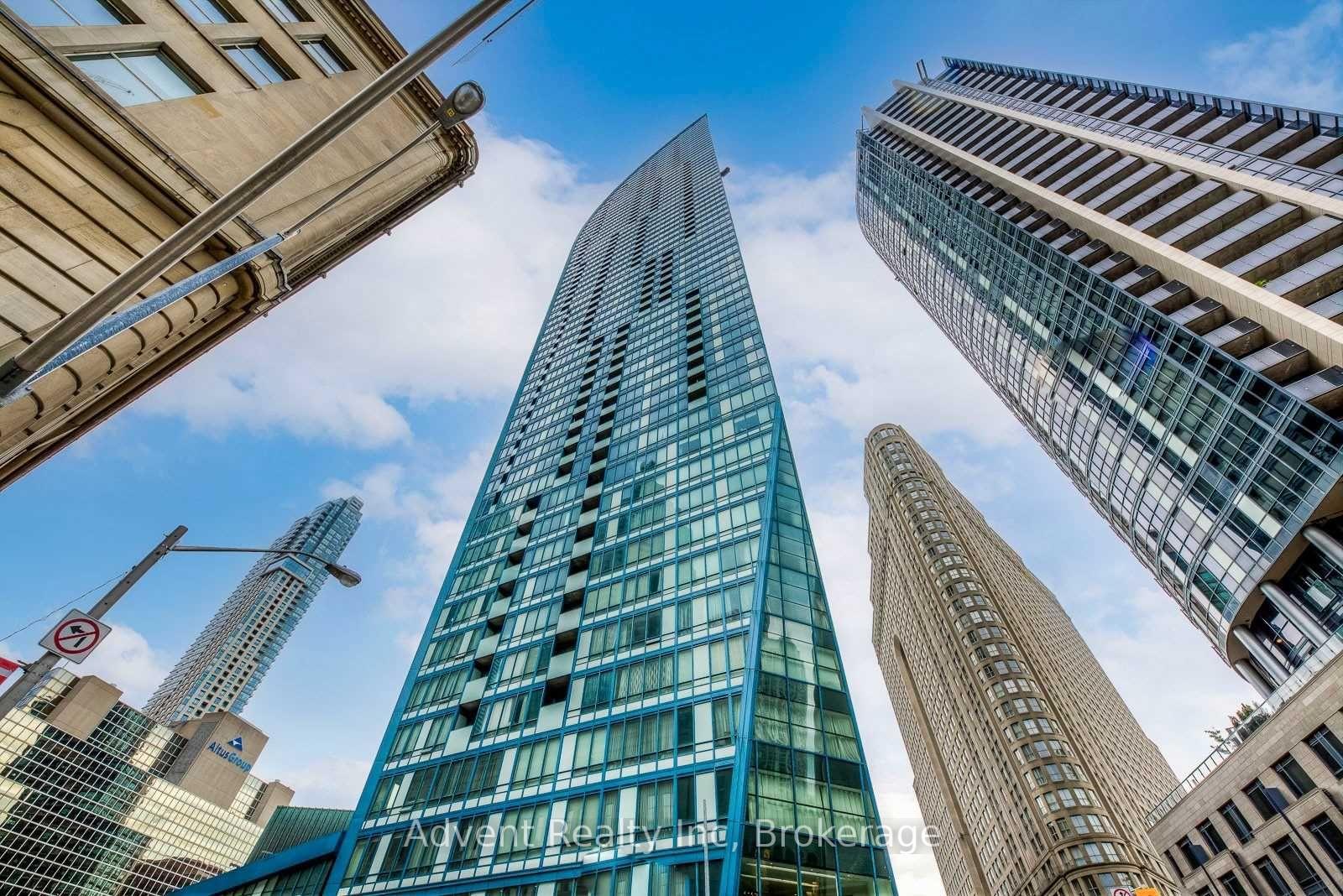 Photo 1 of Unit 1701, 8 The Esplanade, Toronto, Waterfront Communities — HOMEH