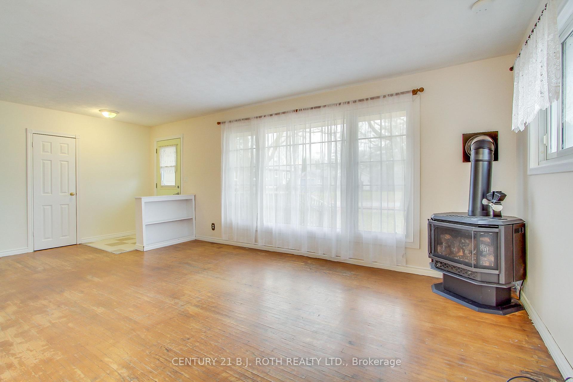 Photo 6 of 51 Albert Street, Brock, Cannington — HOMEH