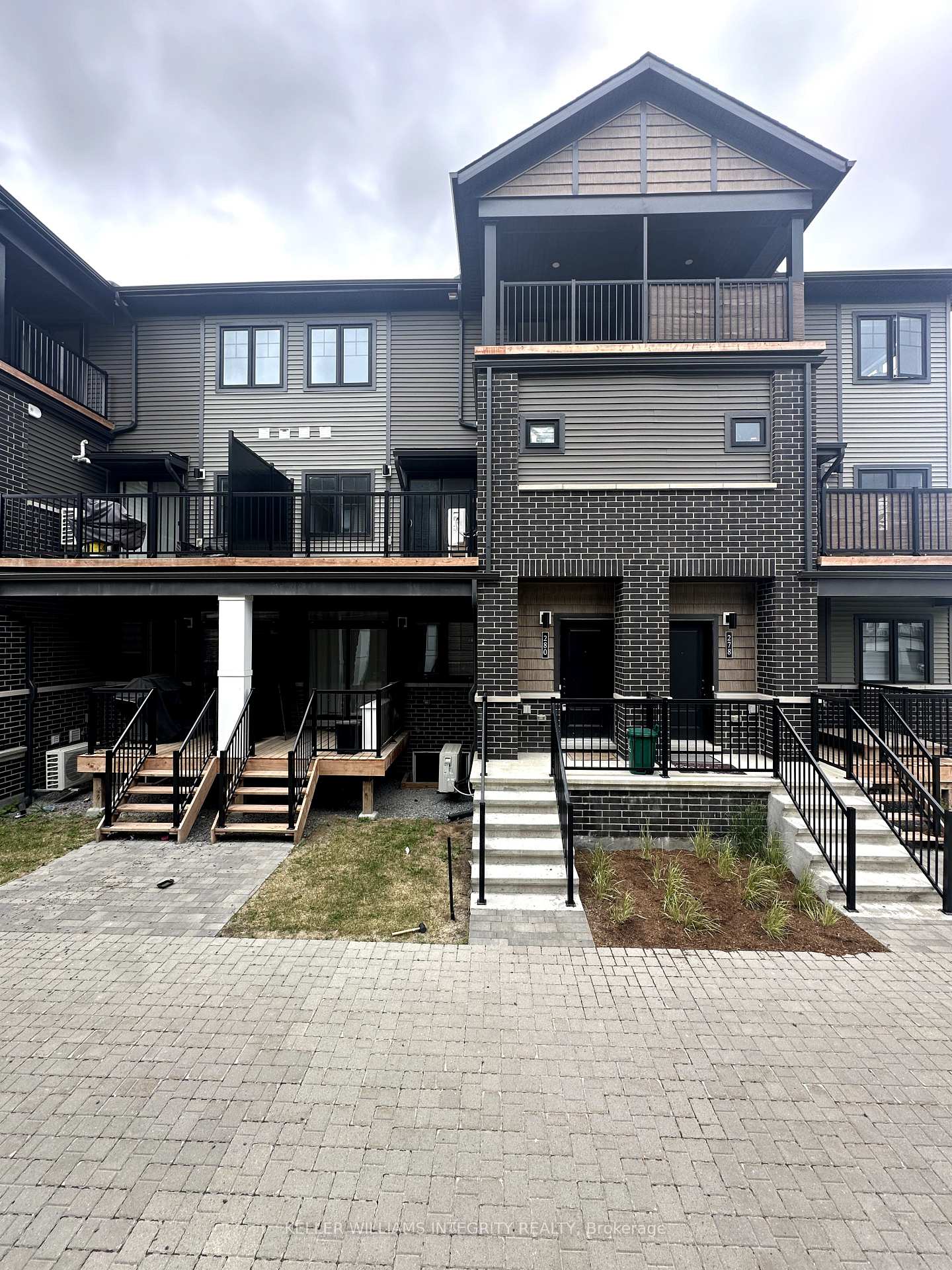 Photo 1 of Unit 107, 280 Anyolite Private, Ottawa, Barrhaven - Heritage Park — HOMEH