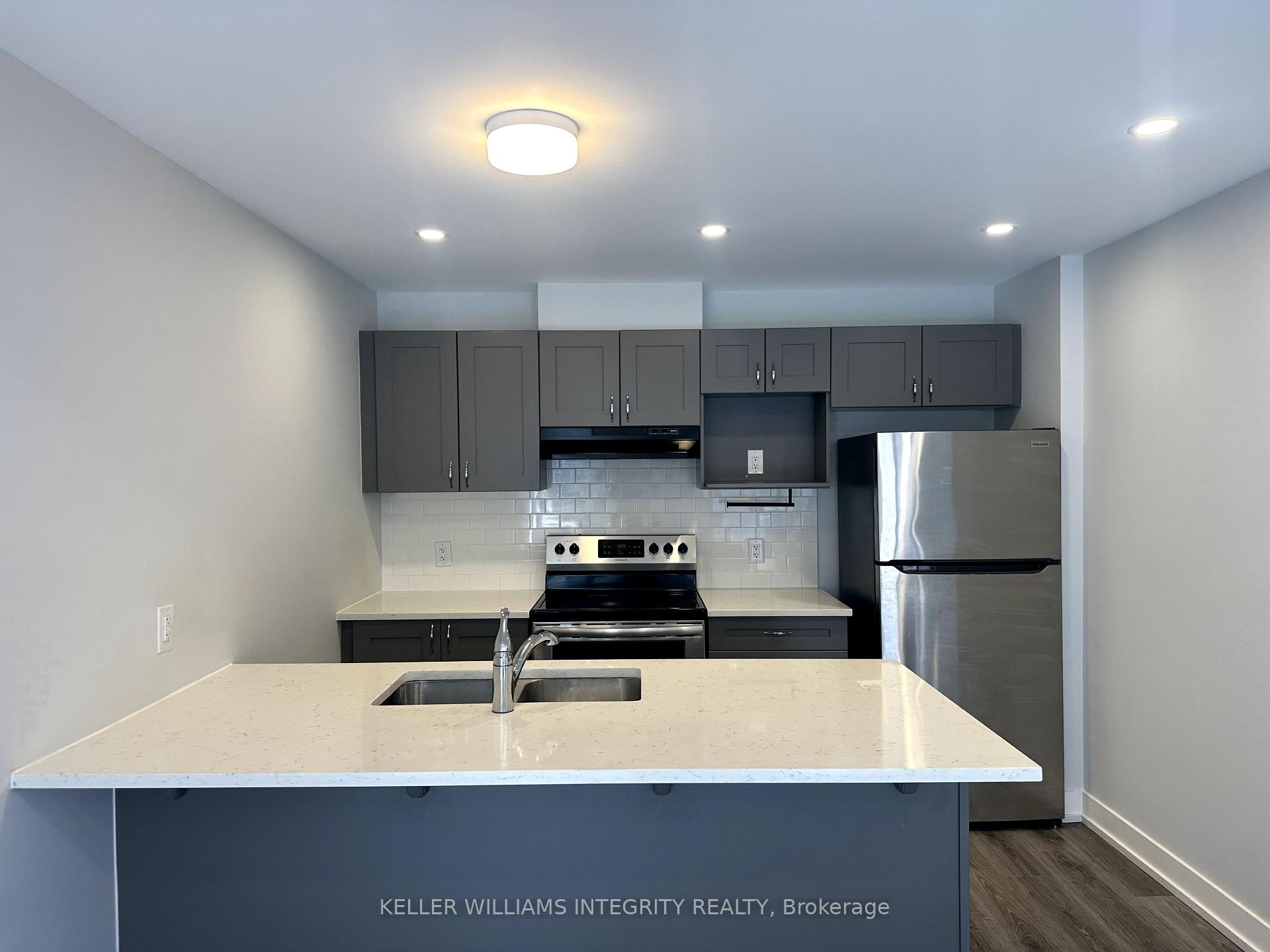 Photo 5 of Unit 107, 280 Anyolite Private, Ottawa, Barrhaven - Heritage Park — HOMEH