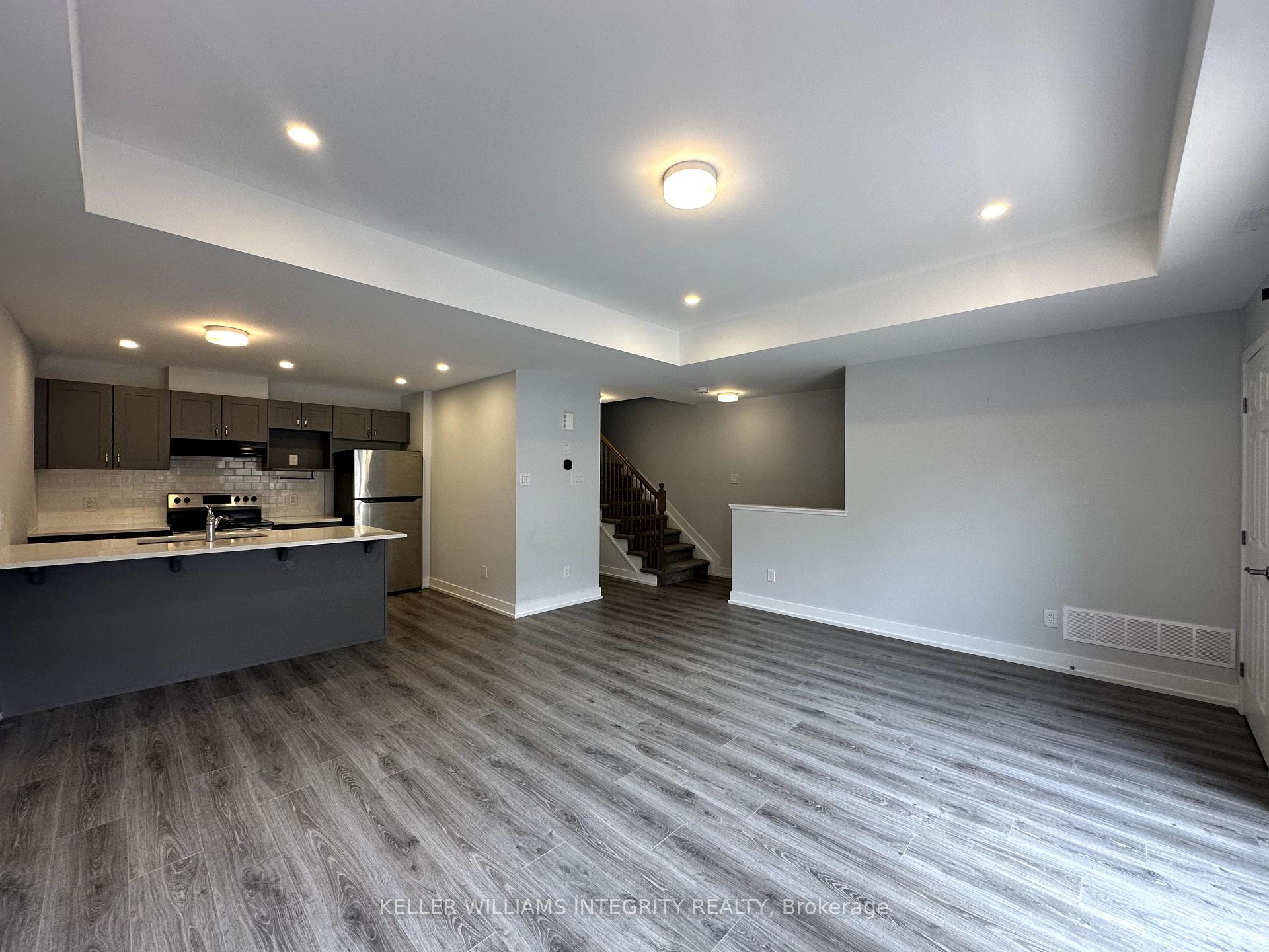 Photo 10 of Unit 107, 280 Anyolite Private, Ottawa, Barrhaven - Heritage Park — HOMEH