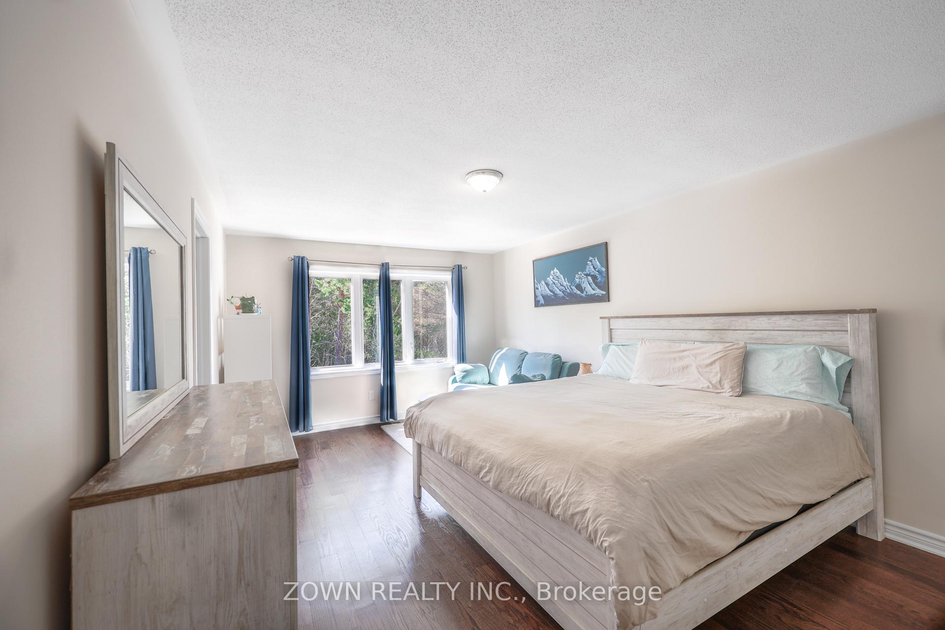 Photo 6 of 525 Parade Drive, Ottawa, Stittsville (South) — HOMEH