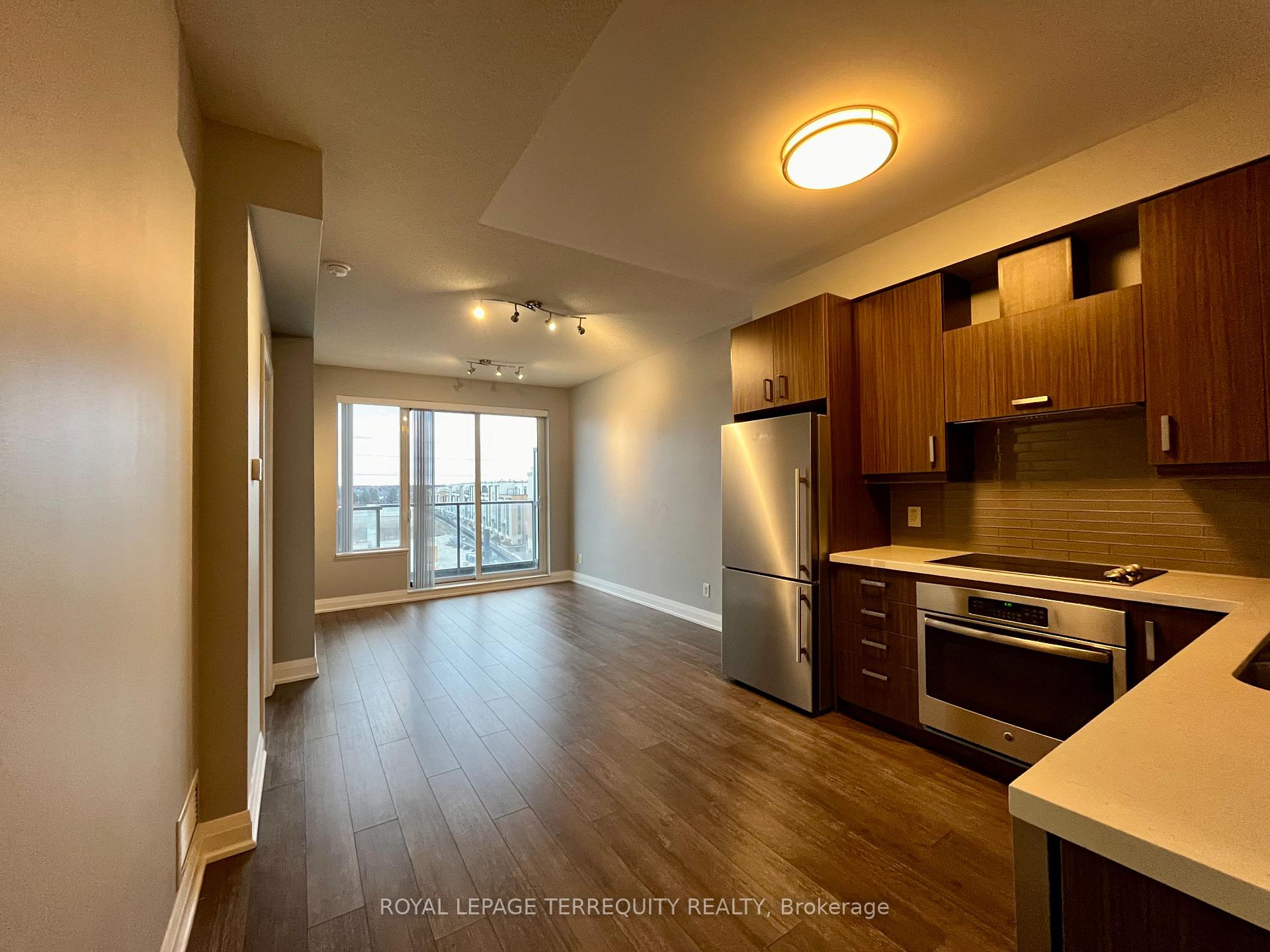 Photo 3 of Unit 511, 28 Uptown Drive, Markham, Unionville — HOMEH