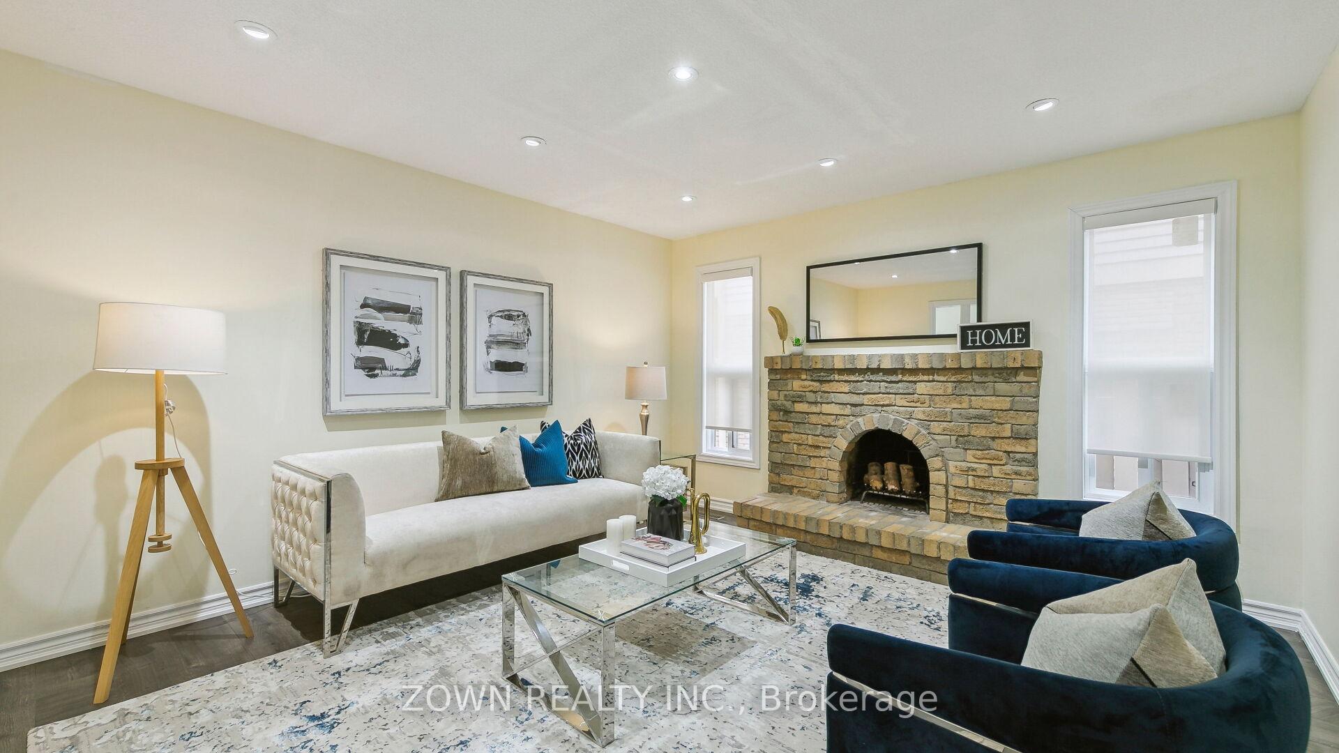 Photo 6 of 33 Dafoe Crescent, Brampton, Fletcher's West — HOMEH