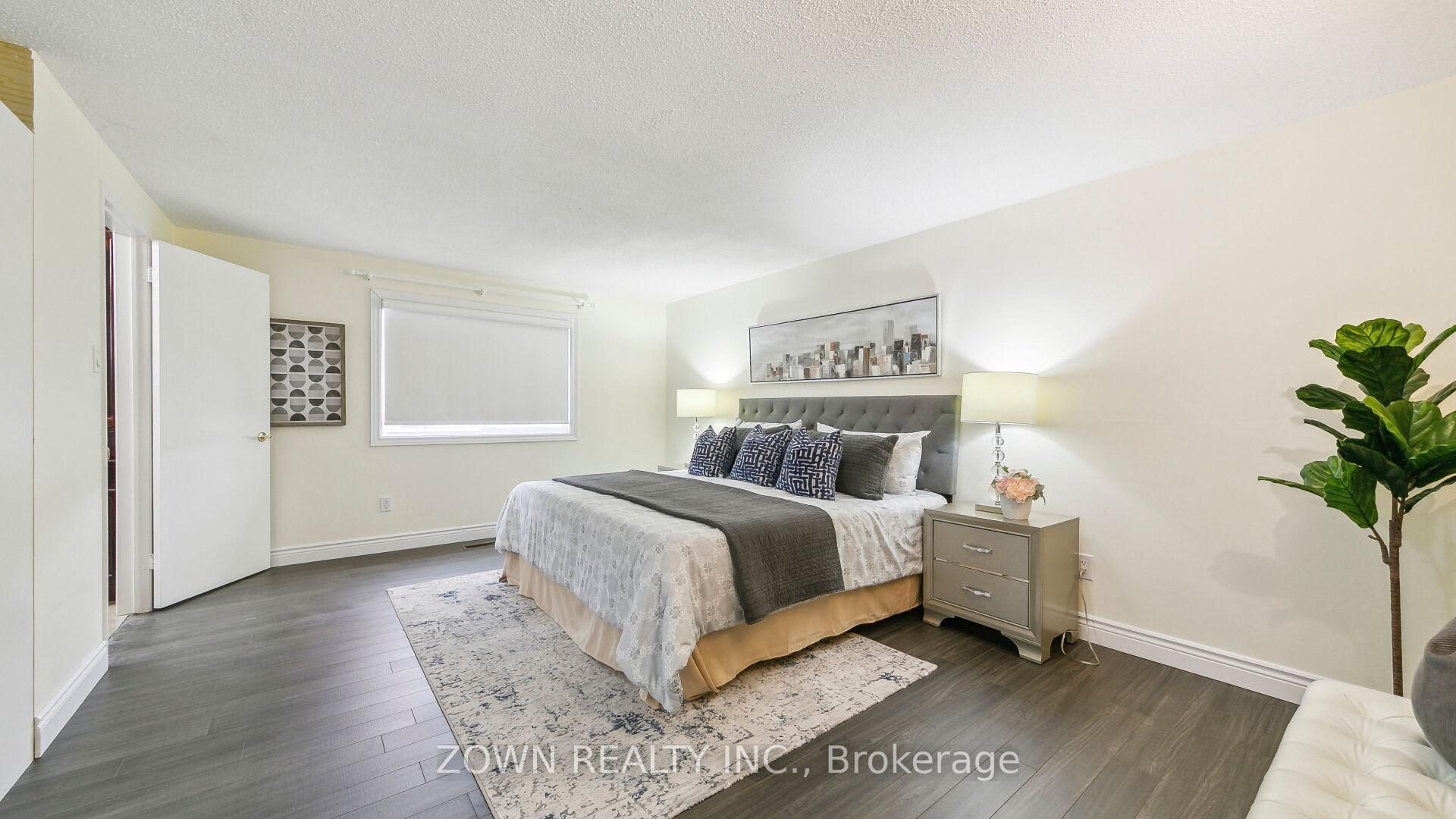 Photo 23 of 33 Dafoe Crescent, Brampton, Fletcher's West — HOMEH
